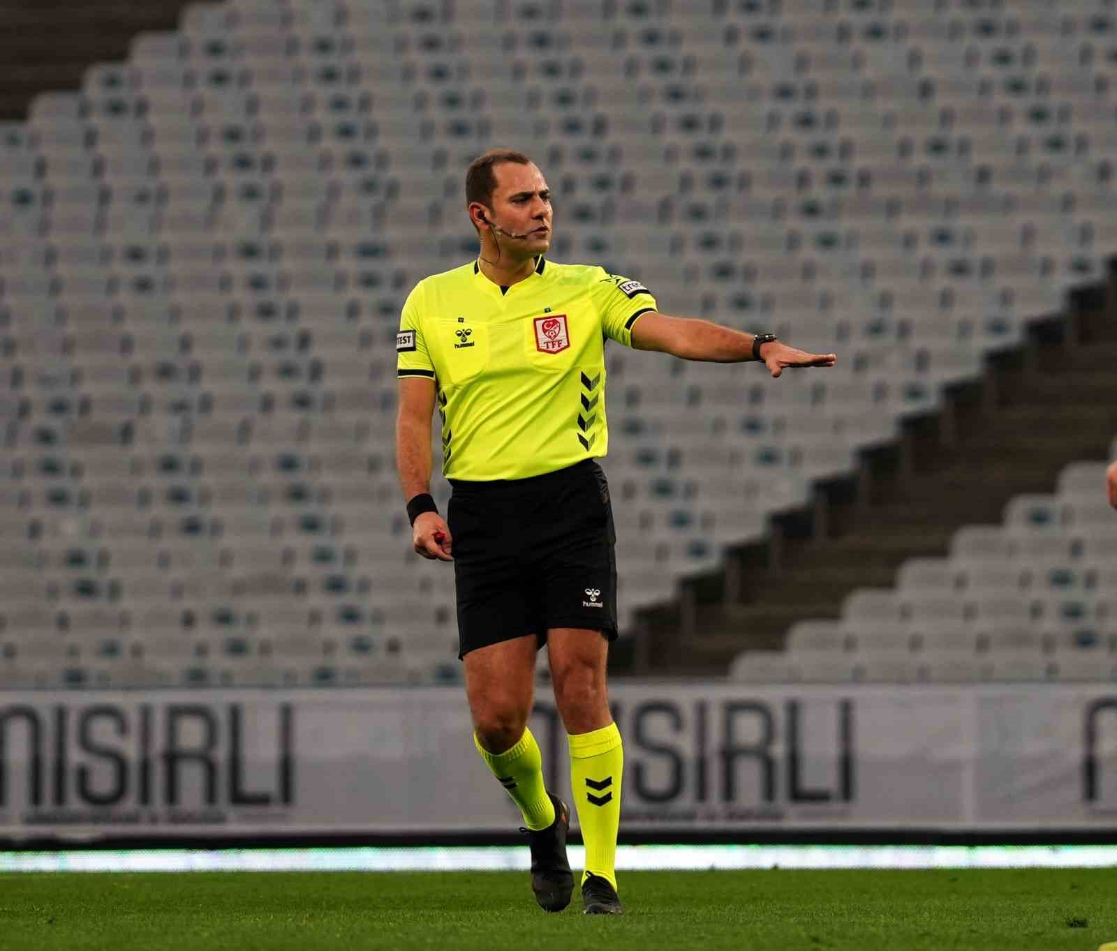 Trendyol Süper Lig: Fatih Karagümrük: 0 - Kocaelispor: 0 (İlk yarı) 4 trendyol super lig fatih karagumruk 0 kocaelispor 0 ilk yari 0 mMcB4mcE