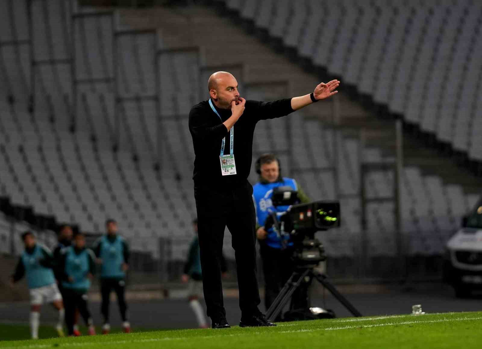 Trendyol Süper Lig: Fatih Karagümrük: 0 - Kocaelispor: 0 (İlk yarı) 16 trendyol super lig fatih karagumruk 0 kocaelispor 0 ilk yari 12 6M47QYBz