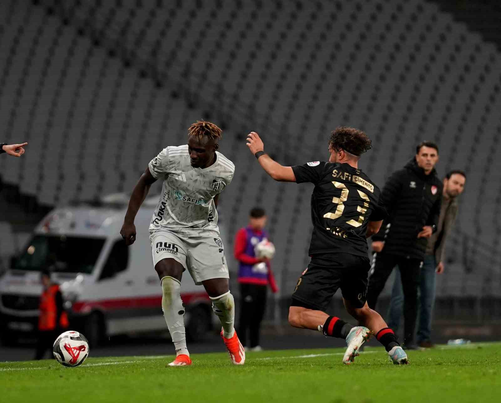 Trendyol Süper Lig: Fatih Karagümrük: 0 - Kocaelispor: 0 (İlk yarı) 18 trendyol super lig fatih karagumruk 0 kocaelispor 0 ilk yari 14 1a8Cb47U