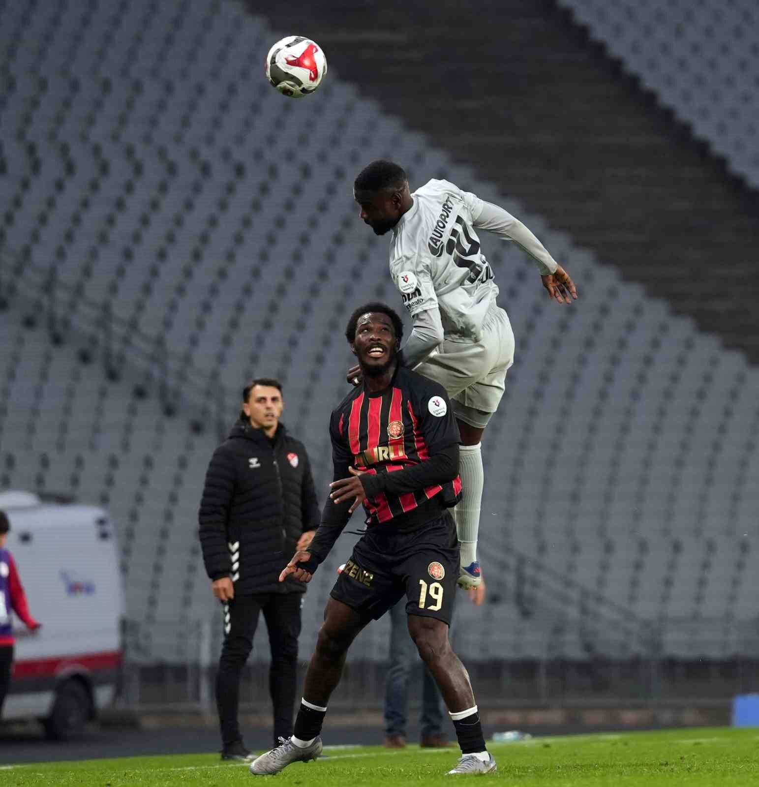 Trendyol Süper Lig: Fatih Karagümrük: 0 - Kocaelispor: 0 (İlk yarı) 22 trendyol super lig fatih karagumruk 0 kocaelispor 0 ilk yari 18 RQwgpQhJ