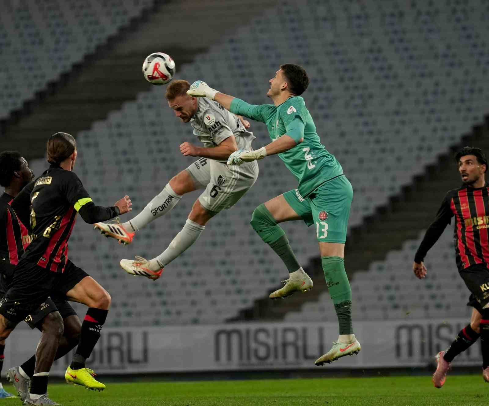 Trendyol Süper Lig: Fatih Karagümrük: 0 - Kocaelispor: 0 (İlk yarı) 12 trendyol super lig fatih karagumruk 0 kocaelispor 0 ilk yari 8 F7QwXdVc