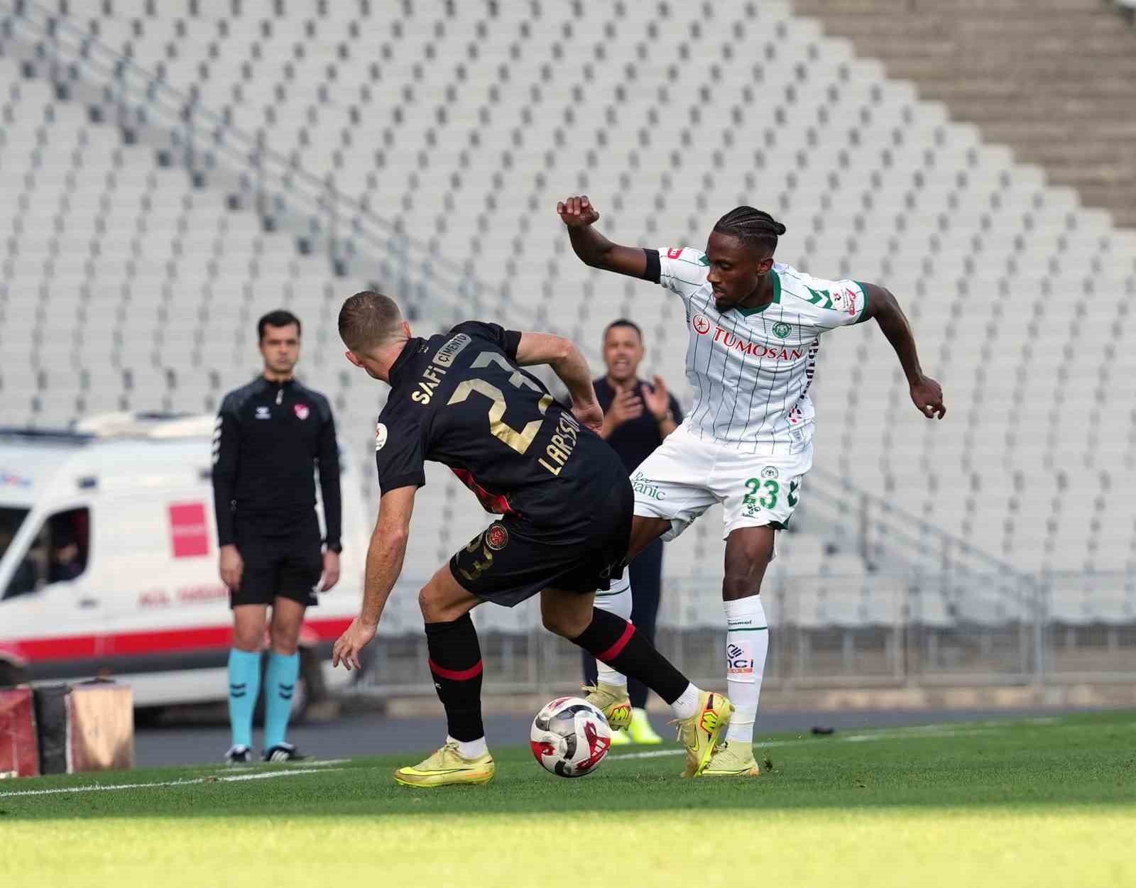 trendyol super lig fatih karagumruk 0 konyaspor 0 mac devam ediyor 15 OqNbKrmT