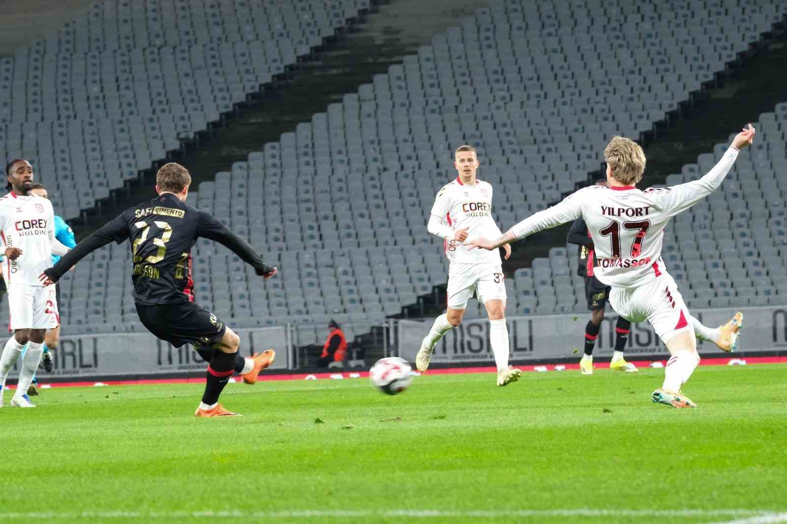 Trendyol Süper Lig: Fatih Karagümrük: 0 - Samsunspor: 0 (İlk yarı) 6 trendyol super lig fatih karagumruk 0 samsunspor 0 ilk yari 2 1lphpeip