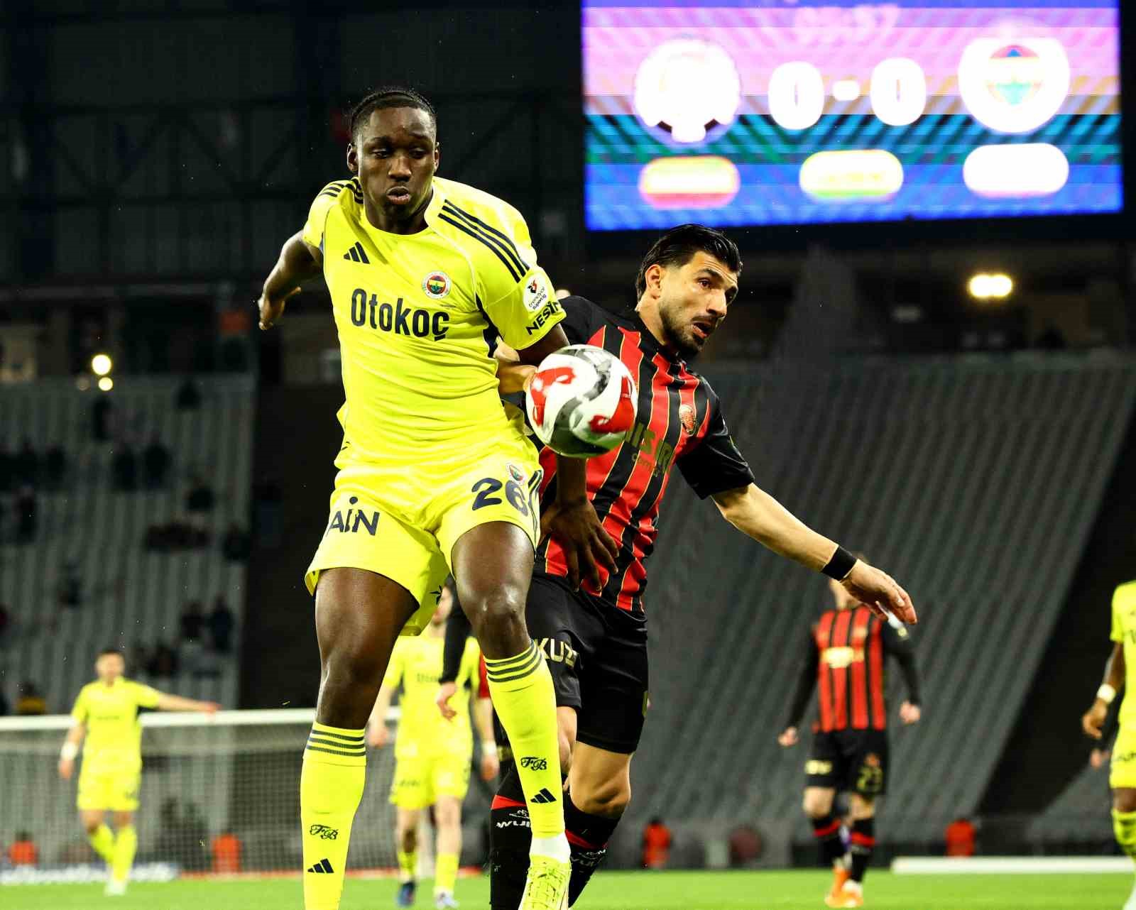 Trendyol Süper Lig: Fatih Karagümrük: 1 - Fenerbahçe: 0 (Maç devam ediyor) 6 trendyol super lig fatih karagumruk 1 fenerbahce 0 mac devam ediyor 2