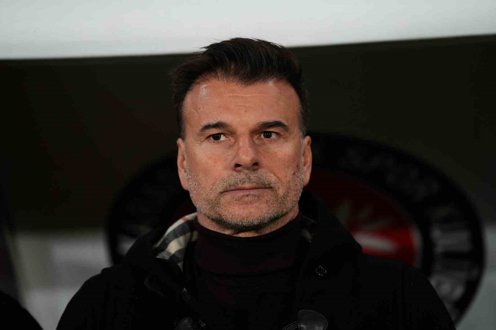 Trendyol Süper Lig: Fatih Karagümrük: 1 - Fenerbahçe: 0 (Maç devam ediyor) 12 trendyol super lig fatih karagumruk 1 fenerbahce 0 mac devam ediyor 8 L7uP8tT9