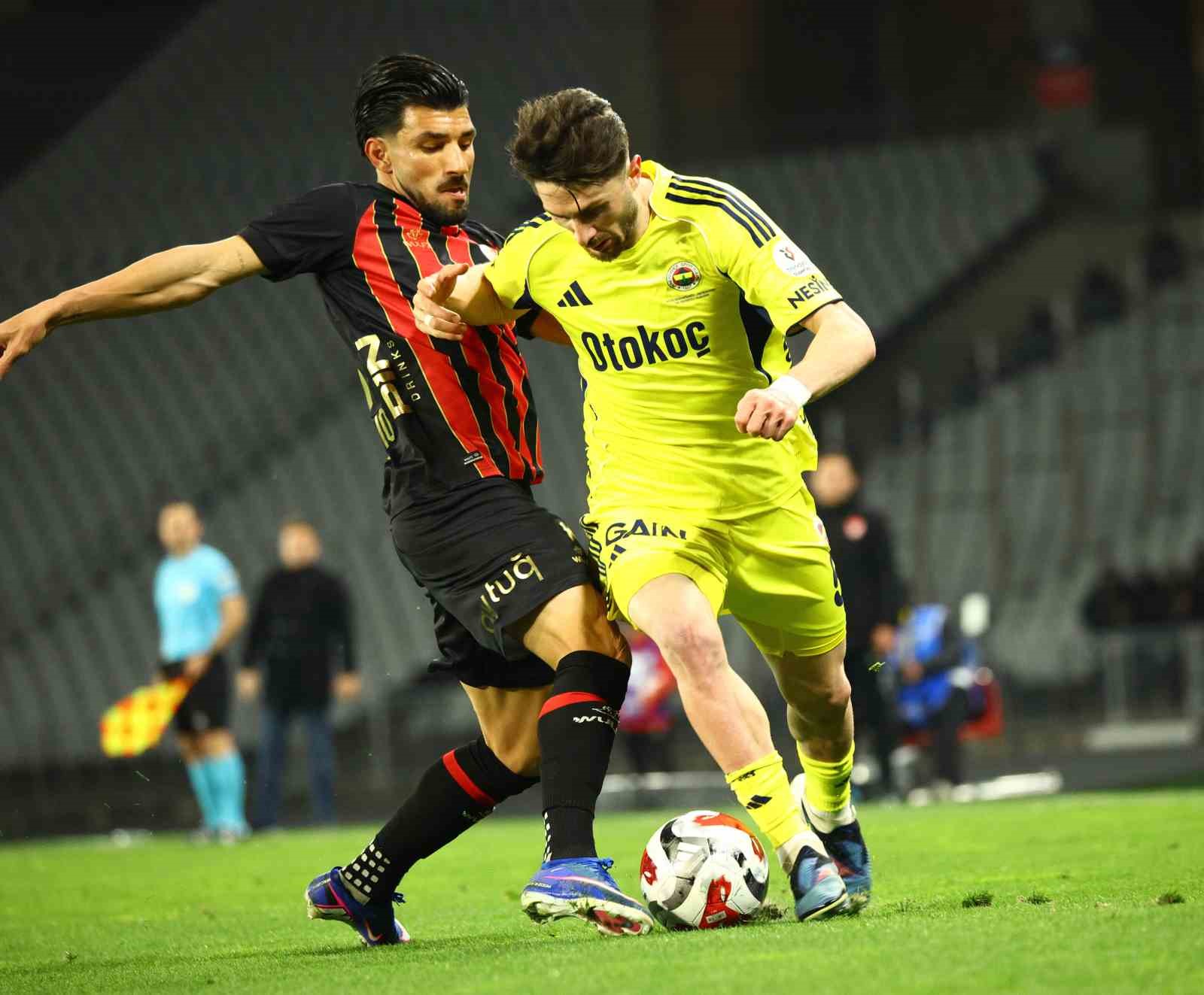 Trendyol Süper Lig: Fatih Karagümrük: 2 - Fenerbahçe: 0 (İlk yarı) 6 trendyol super lig fatih karagumruk 2 fenerbahce 0 ilk yari 2 sI2GKLWn
