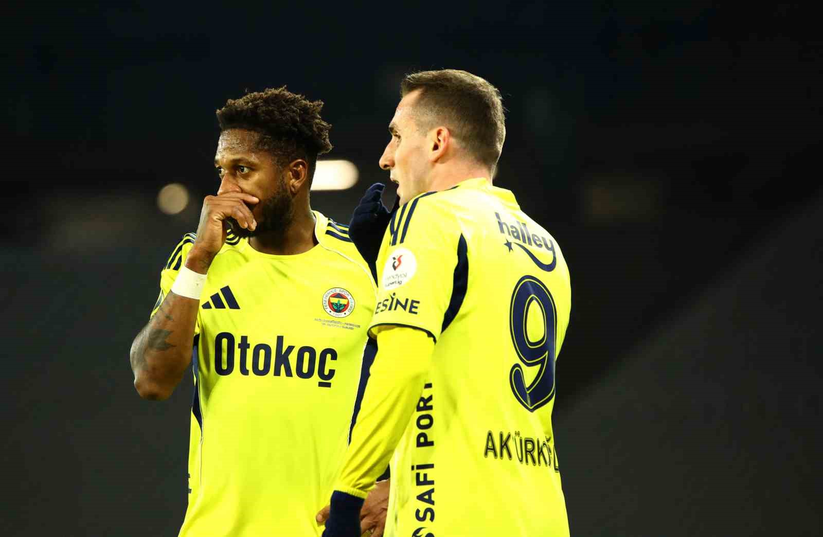 Trendyol Süper Lig: Fatih Karagümrük: 2 - Fenerbahçe: 0 (İlk yarı) 11 trendyol super lig fatih karagumruk 2 fenerbahce 0 ilk yari 7 yiy2uwBO