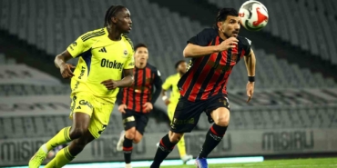 trendyol-super-lig-fatih-karagumruk-2-fenerbahce-0-ilk-yari-suVyNsAs.jpg