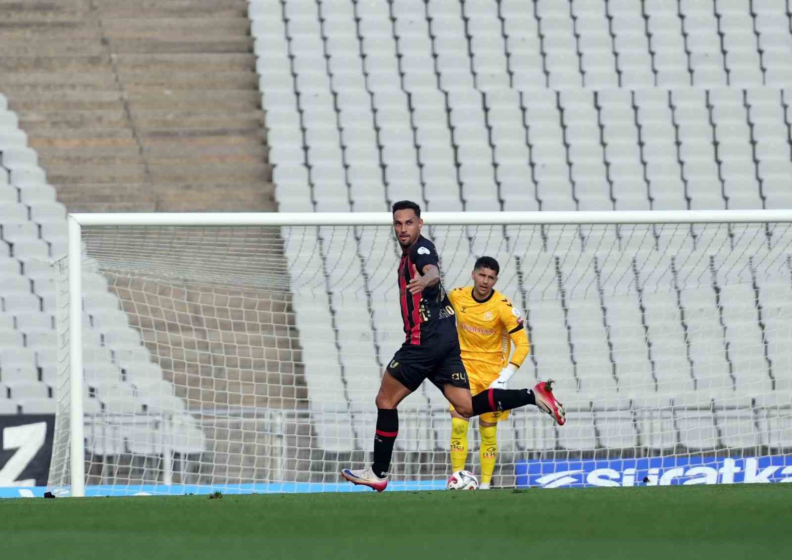 Trendyol Süper Lig: Fatih Karagümrük: 2 - Konyaspor: 0 (İlk yarı) 6 trendyol super lig fatih karagumruk 2 konyaspor 0 ilk yari 2 QHN2jszb