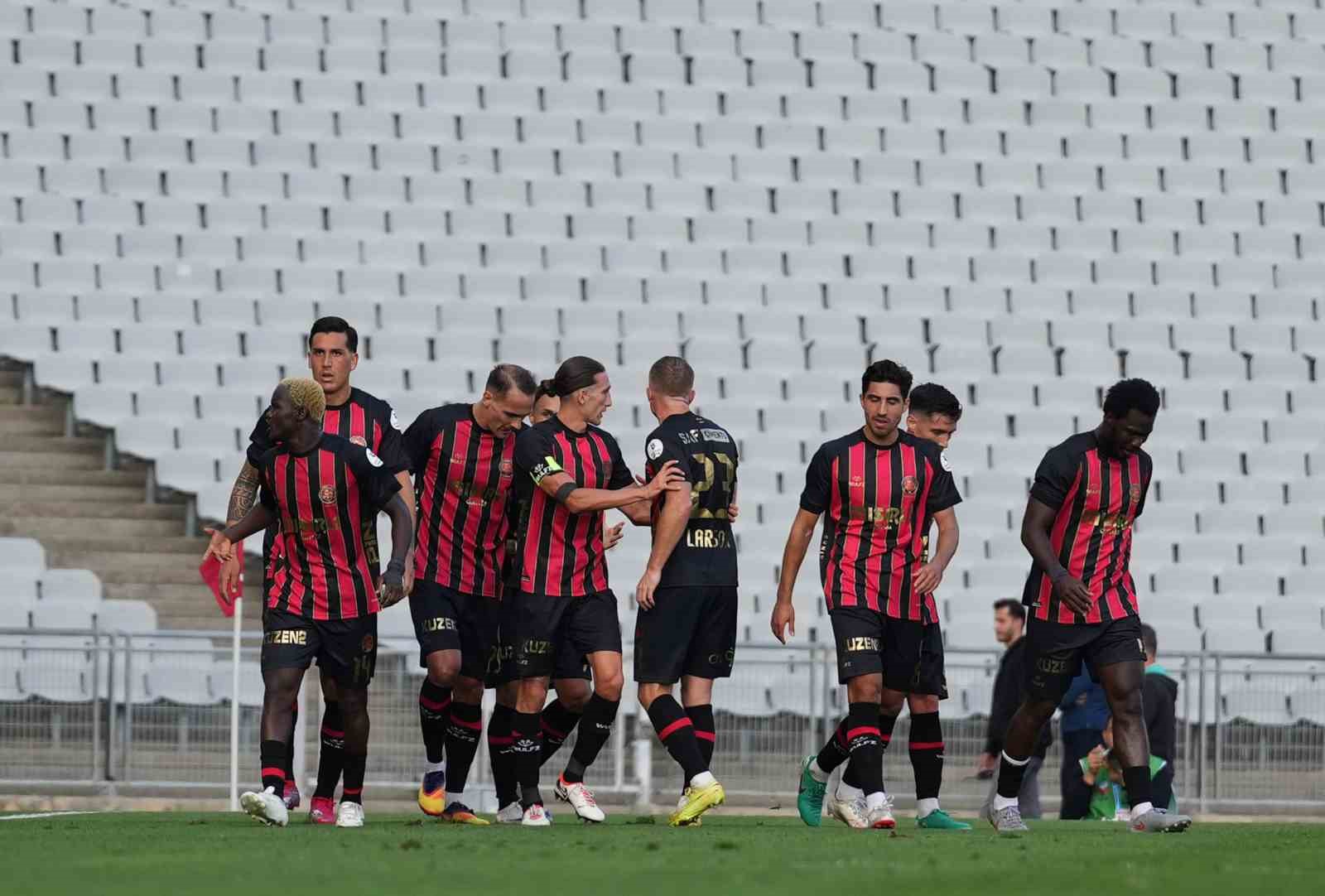 Trendyol Süper Lig: Fatih Karagümrük: 2 - Konyaspor: 0 (İlk yarı) 11 trendyol super lig fatih karagumruk 2 konyaspor 0 ilk yari 7 n2QE2KJF