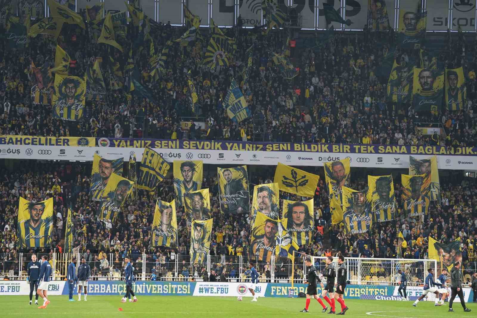 Trendyol Süper Lig: Fenerbahçe: 0 - Çaykur Rizespor: 0 (Maç devam ediyor) 5 trendyol super lig fenerbahce 0 caykur rizespor 0 mac devam ediyor 1 ngZ7ROHj