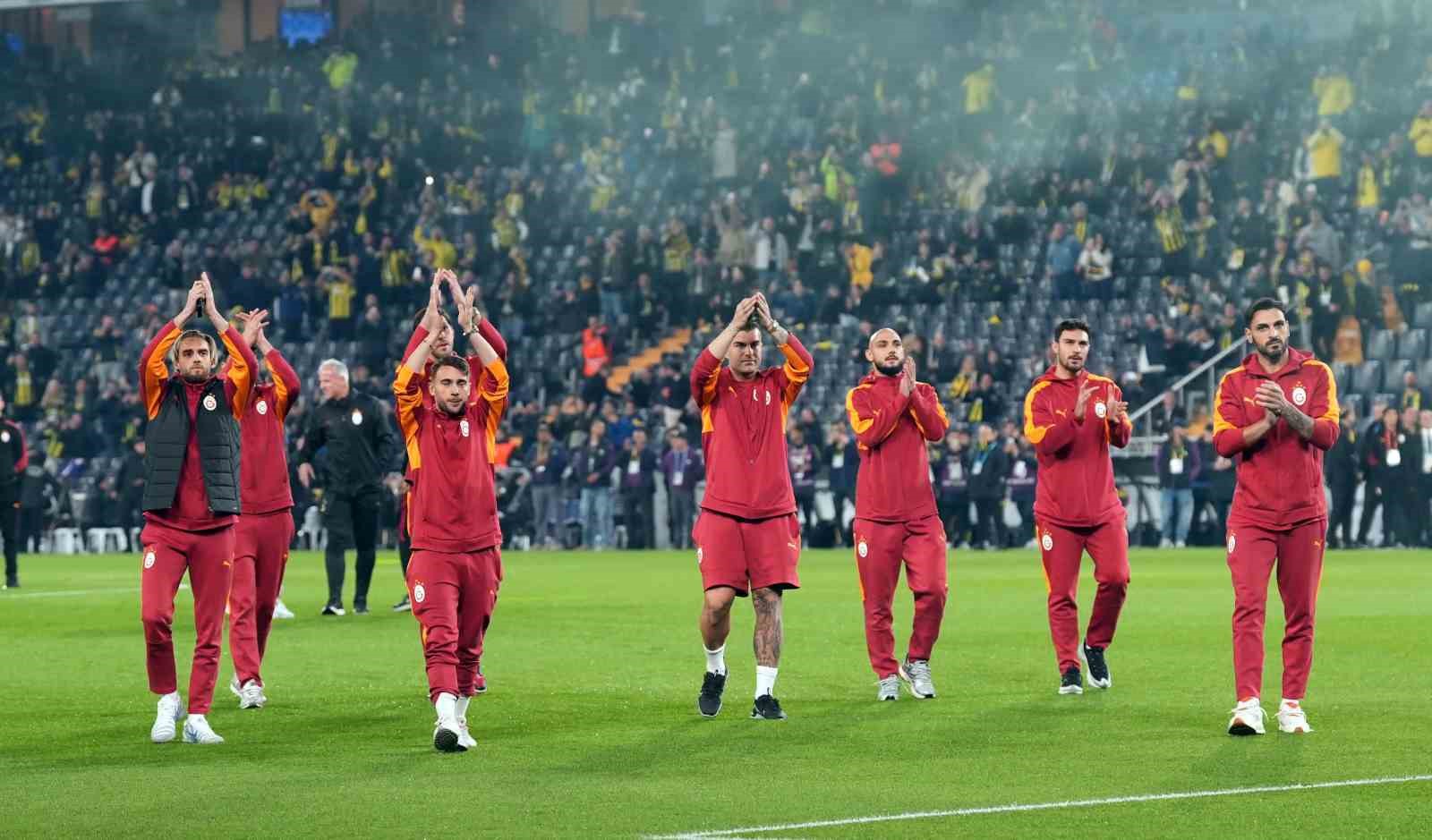 trendyol super lig fenerbahce 0 galatasaray 0 mac devam ediyor 1 ITHqpGyC