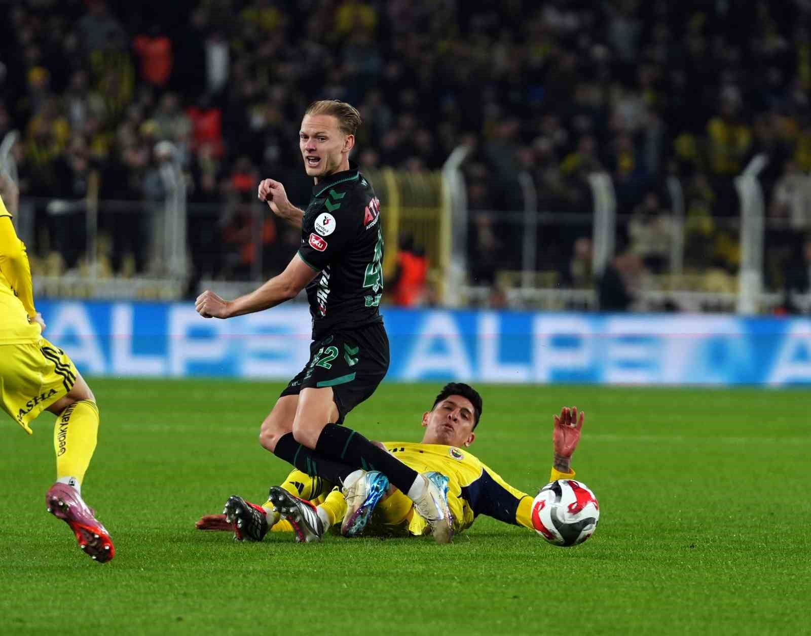 trendyol super lig fenerbahce 0 konyaspor 0 mac devam ediyor 14