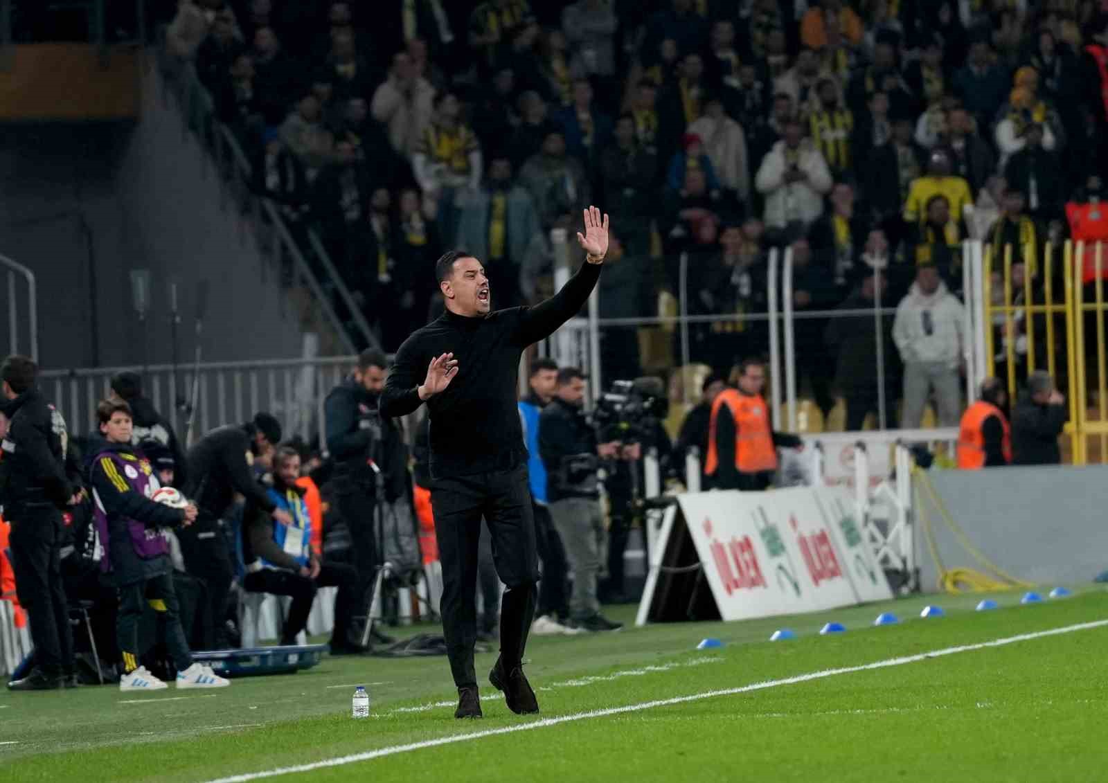 trendyol super lig fenerbahce 0 konyaspor 0 mac devam ediyor 15 DBzwGQaJ