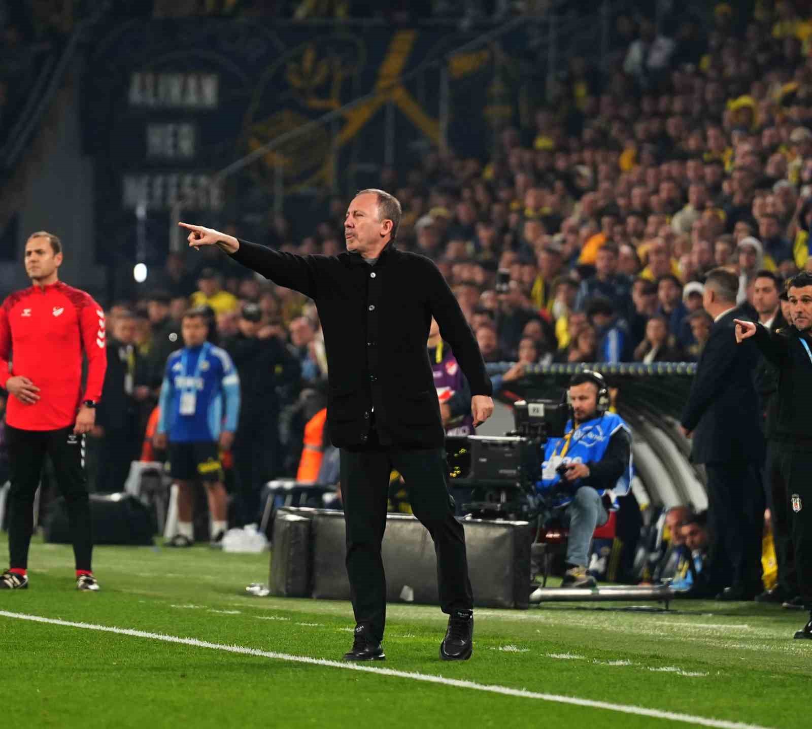 trendyol super lig fenerbahce 1 besiktas 0 mac sonucu 14 r3waYRpb