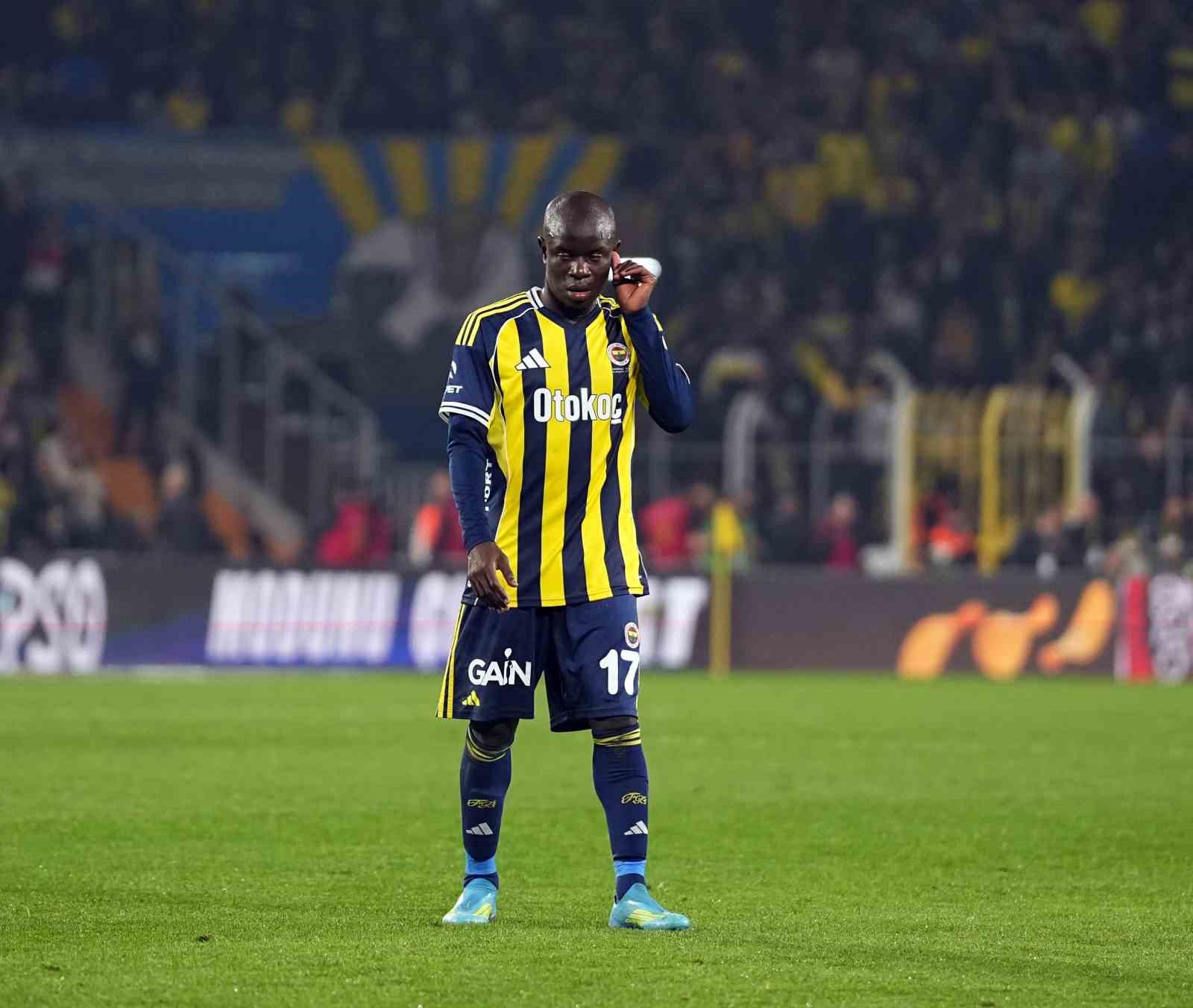 trendyol super lig fenerbahce 1 besiktas 0 mac sonucu 22 AFPUYPbV