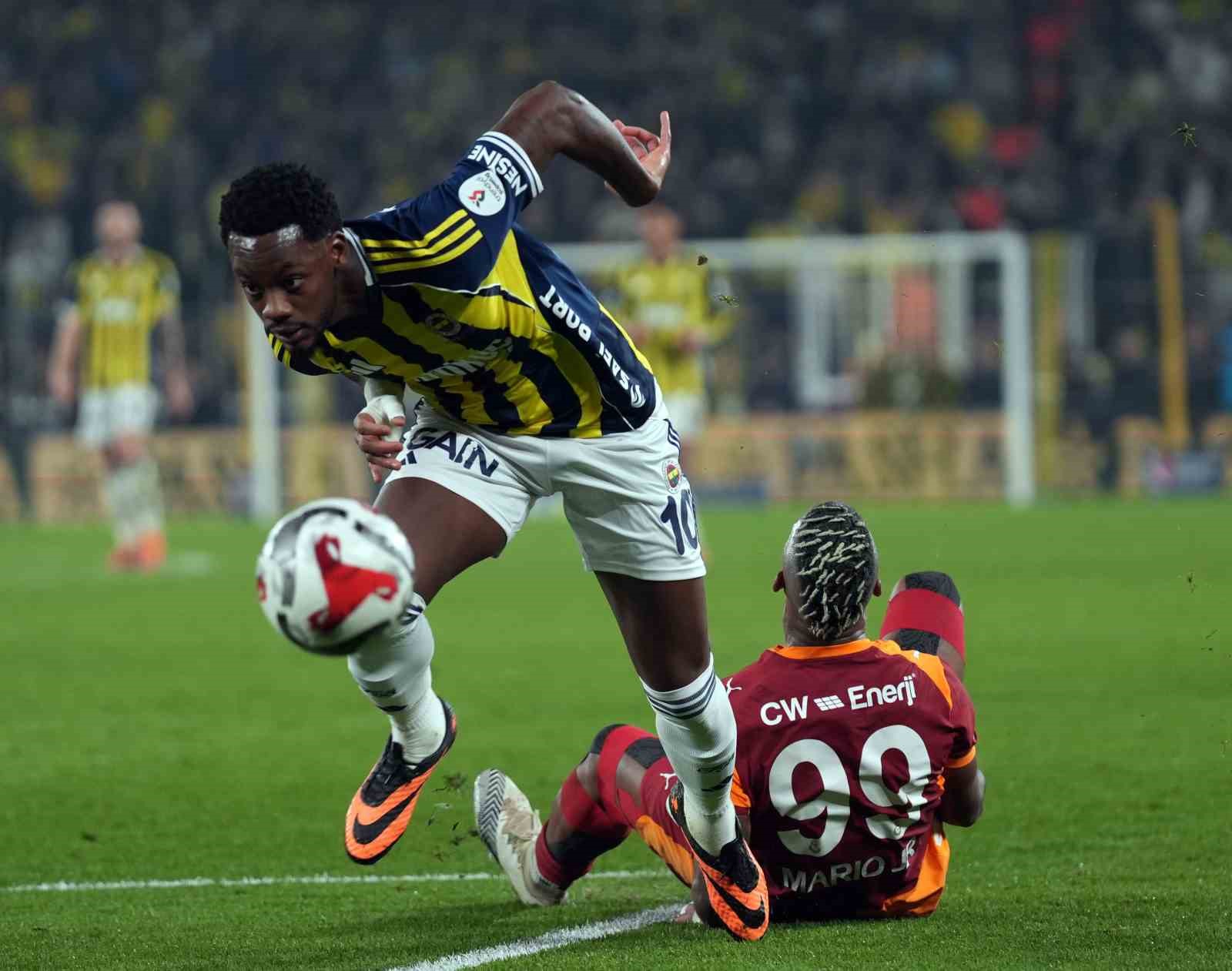trendyol super lig fenerbahce 1 galatasaray 1 mac sonucu 11 brhId7PL