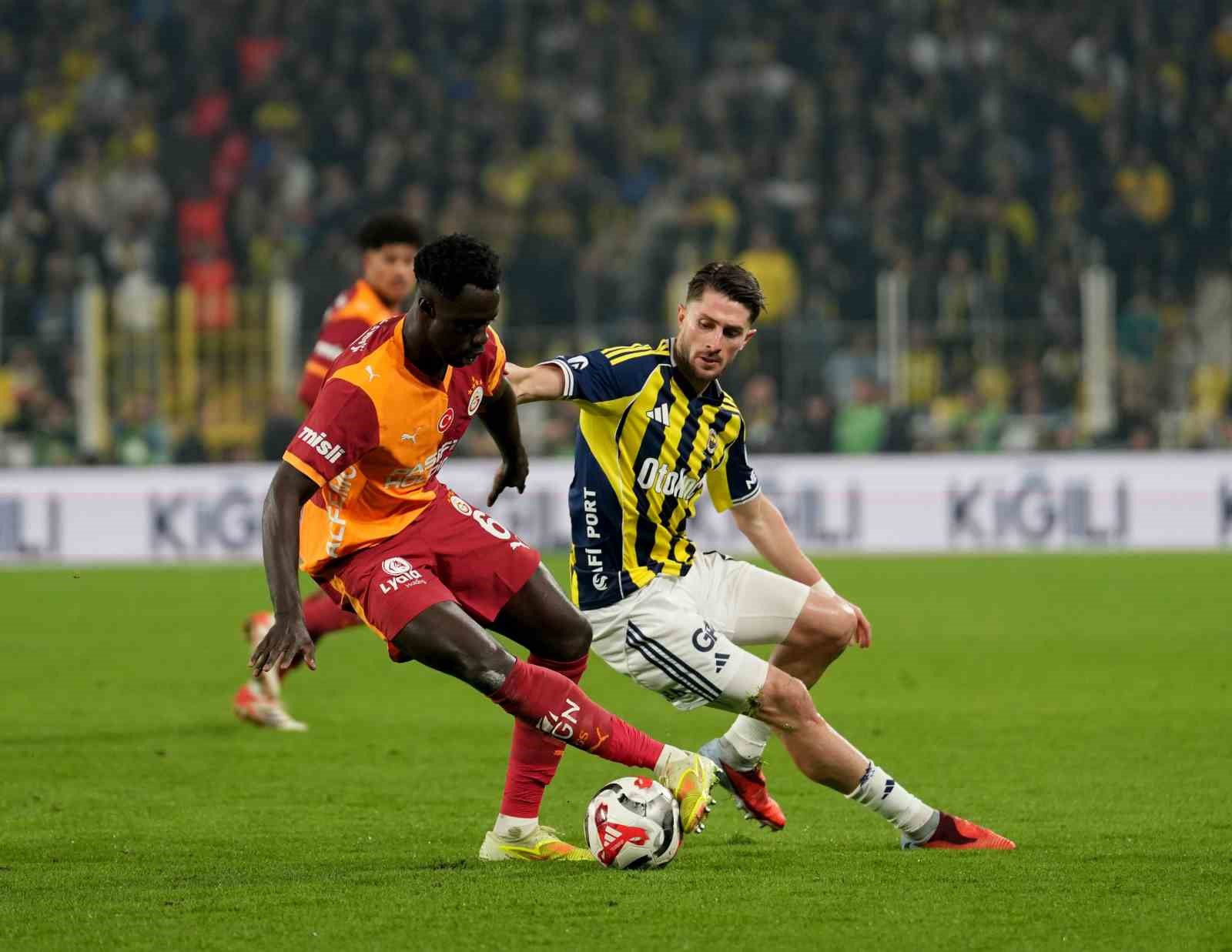 trendyol super lig fenerbahce 1 galatasaray 1 mac sonucu 25 BSO2YnJz