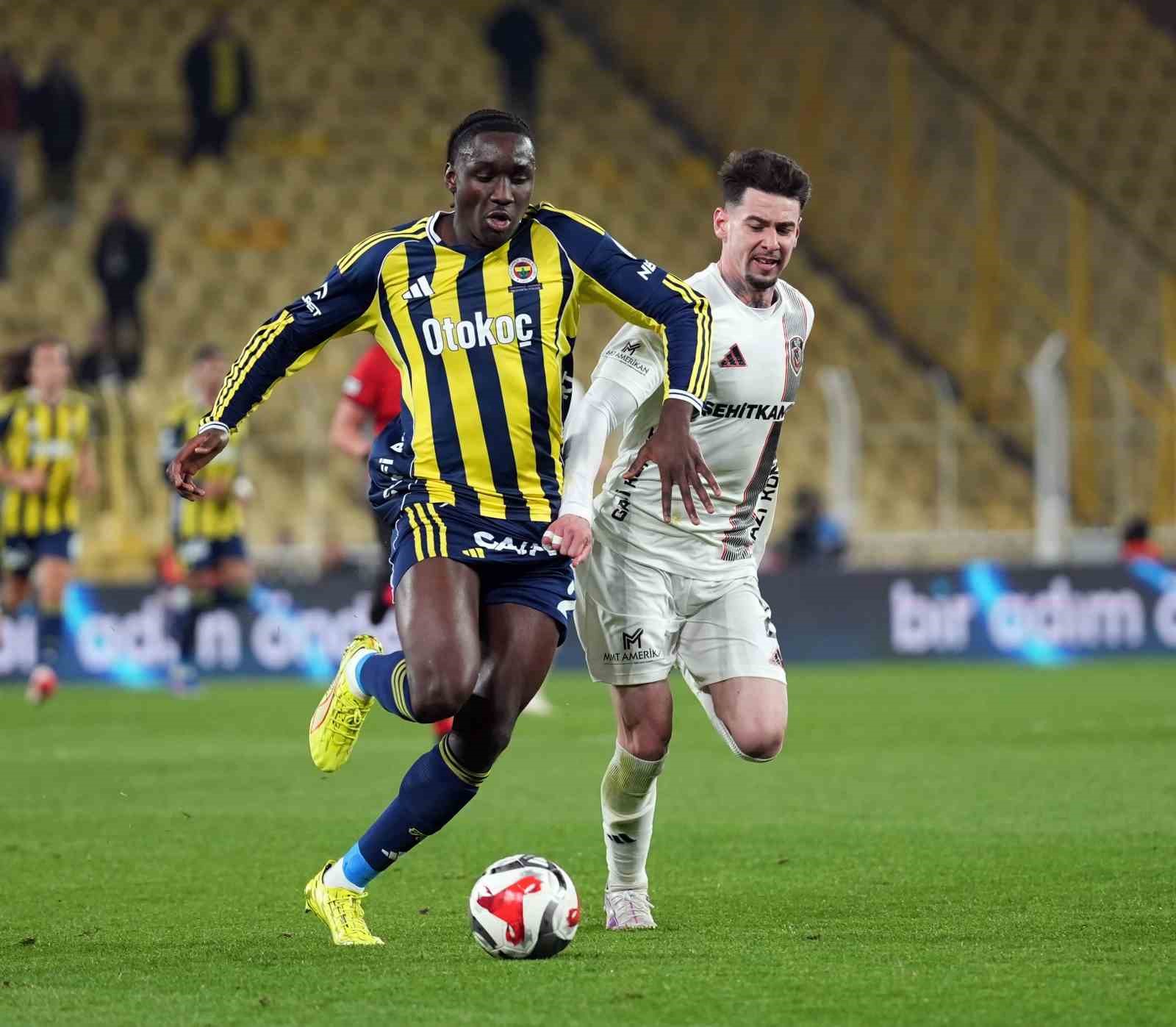 trendyol super lig fenerbahce 1 gaziantep fk 0 ilk yari 10 eGmmWTrm