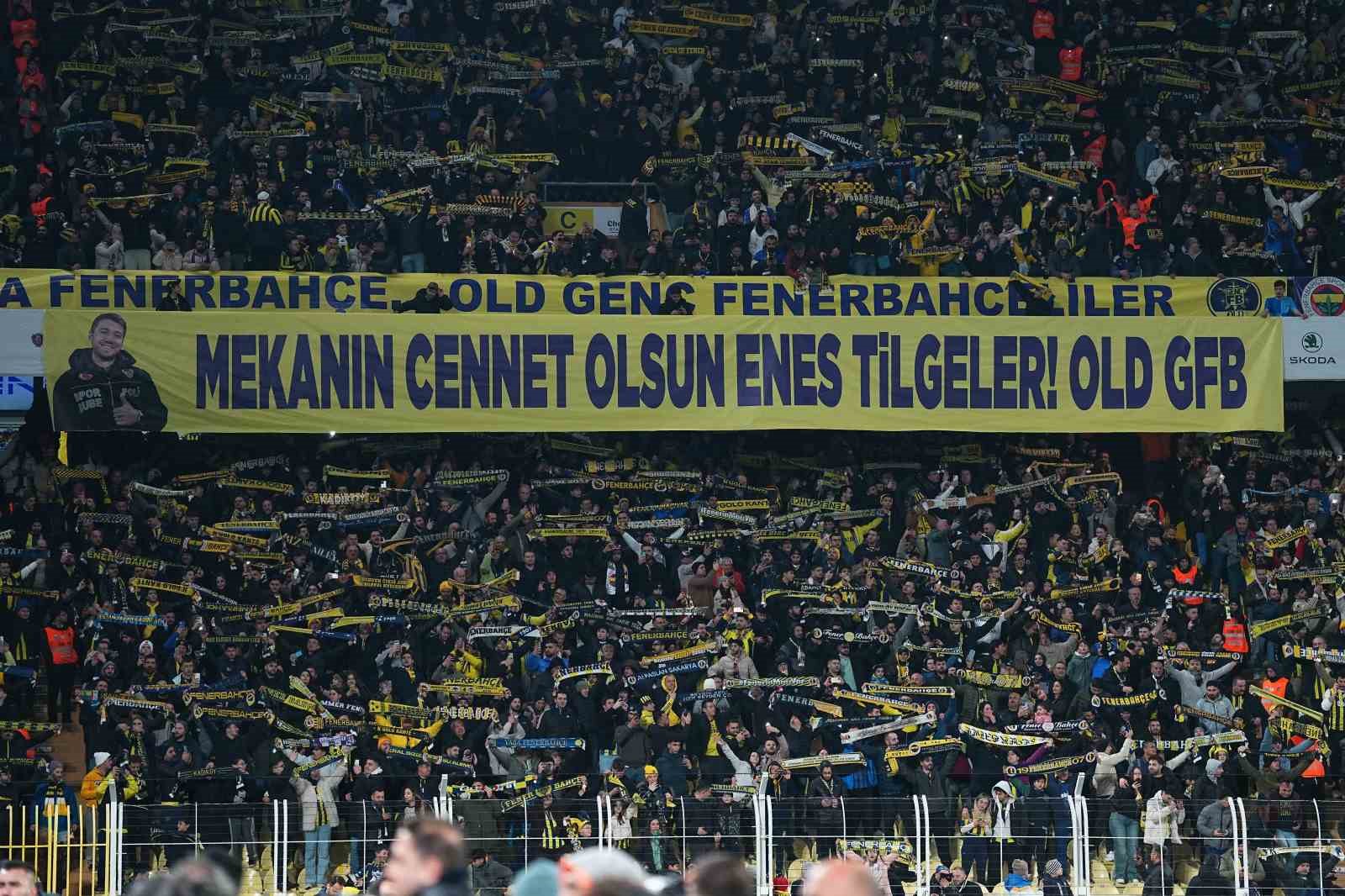 trendyol super lig fenerbahce 1 genclerbirligi 0 mac devam ediyor 13 QtKLnnSj