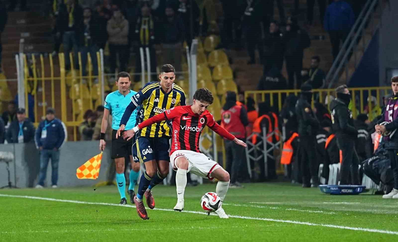 trendyol super lig fenerbahce 1 genclerbirligi 0 mac devam ediyor 30
