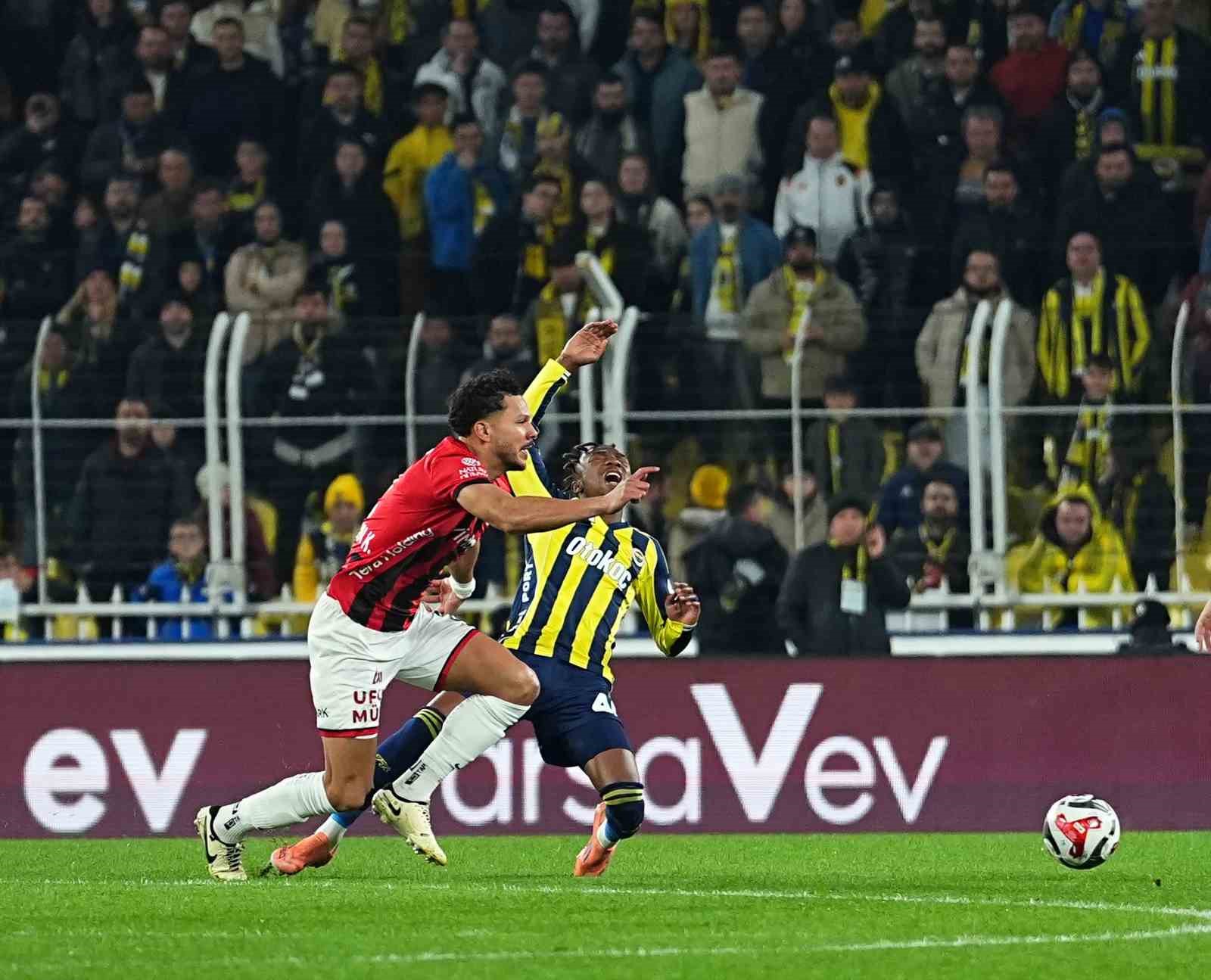 trendyol super lig fenerbahce 1 genclerbirligi 0 mac devam ediyor 31 zsXcRC5f
