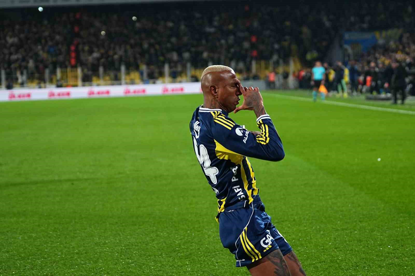 trendyol super lig fenerbahce 1 genclerbirligi 0 mac devam ediyor 42 NK87DXe8