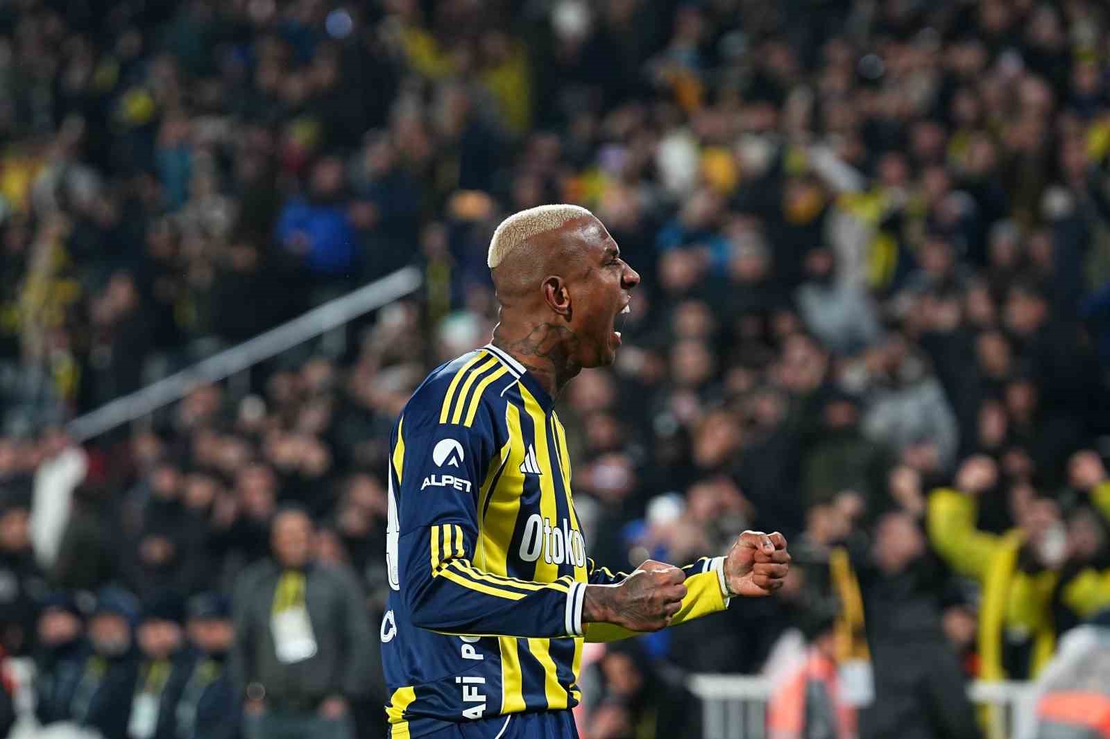 trendyol super lig fenerbahce 1 genclerbirligi 0 mac devam ediyor 53 bsZb53er