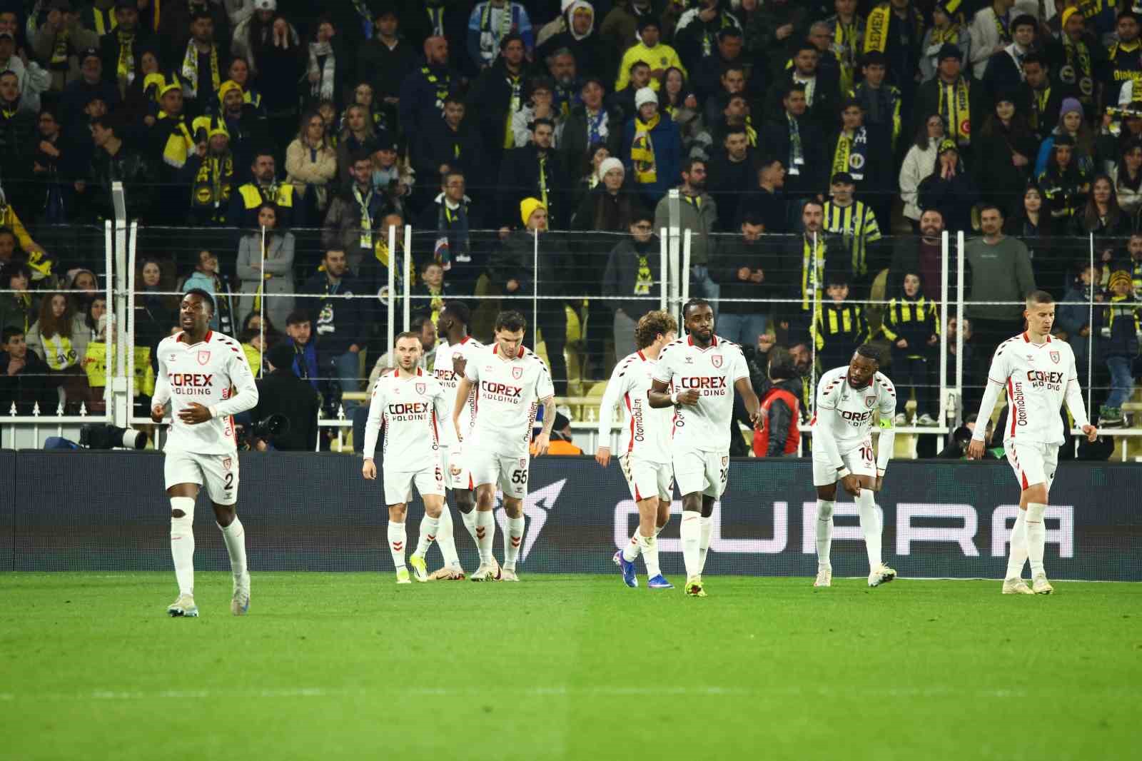 trendyol super lig fenerbahce 1 samsunspor 1 mac devam ediyor 8 LvAu1F4D