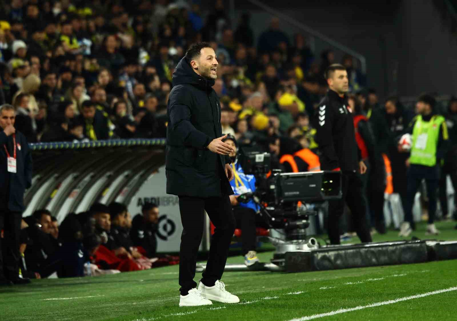 trendyol super lig fenerbahce 1 samsunspor 2 ilk yari 15 vtH1CjJ7