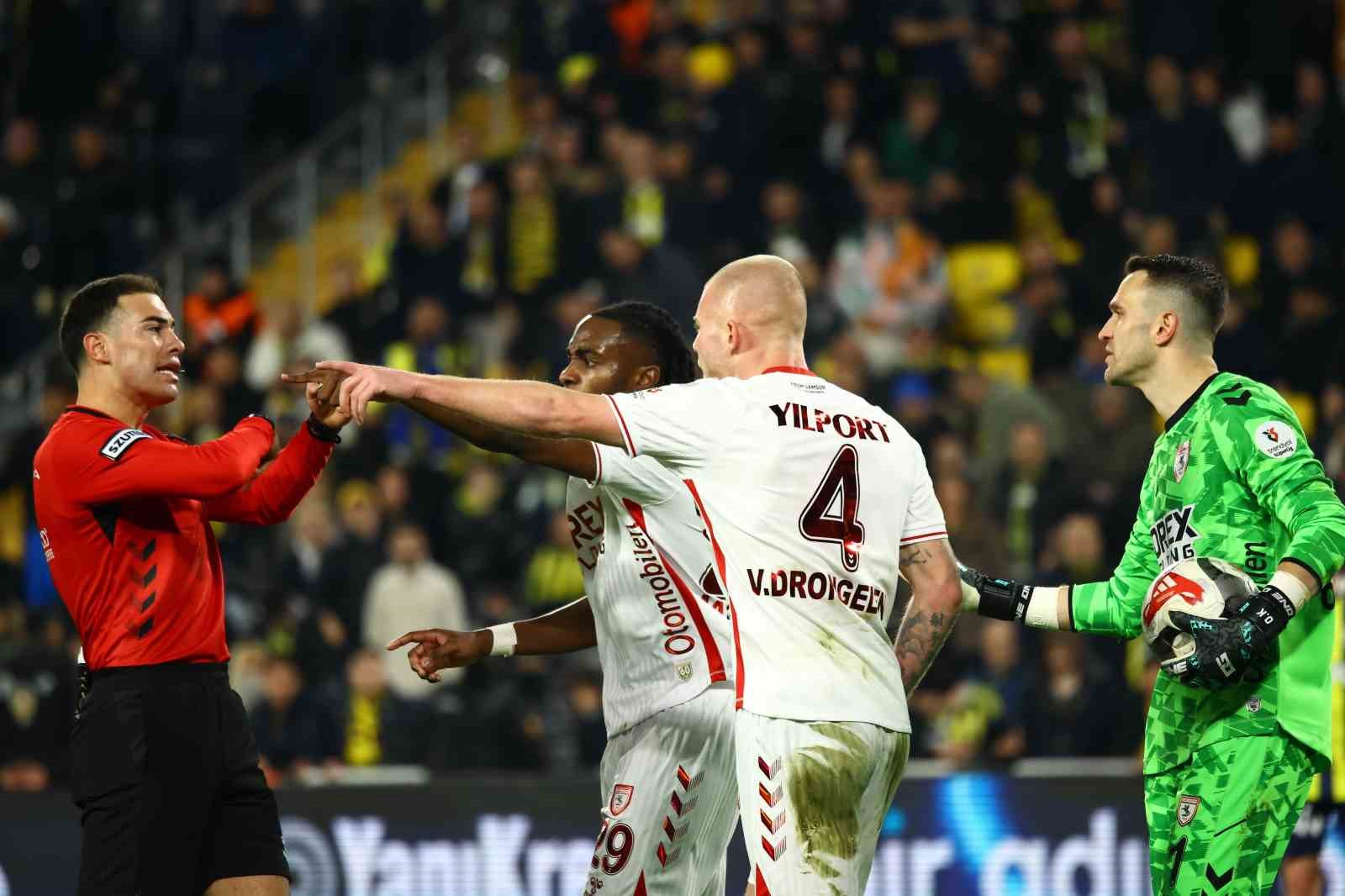 trendyol super lig fenerbahce 1 samsunspor 2 ilk yari 4 elDNd9Ob