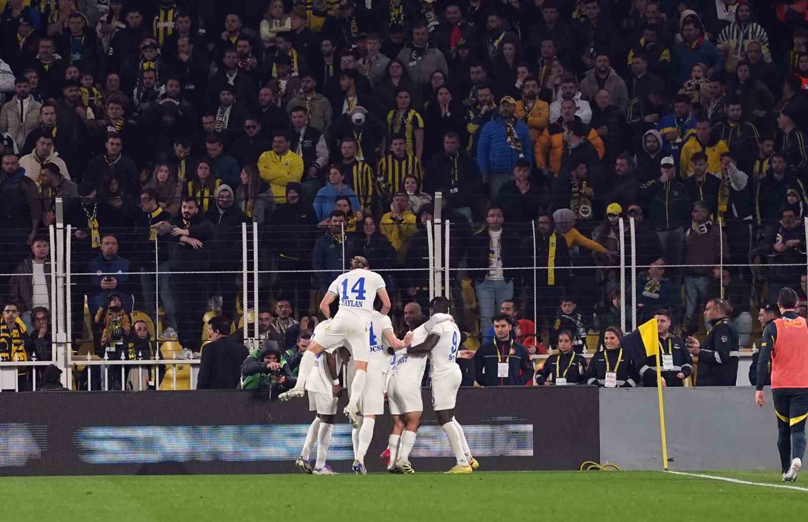 trendyol super lig fenerbahce 2 caykur rizespor 2 mac sonucu 4 BSlbXidv