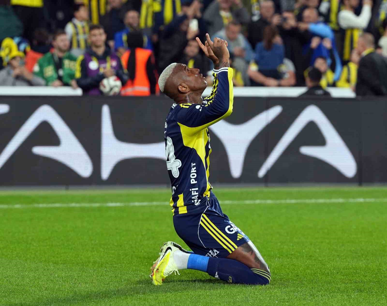 trendyol super lig fenerbahce 2 fatih karagumruk 0 ilk yari 12 TOhiOqbM
