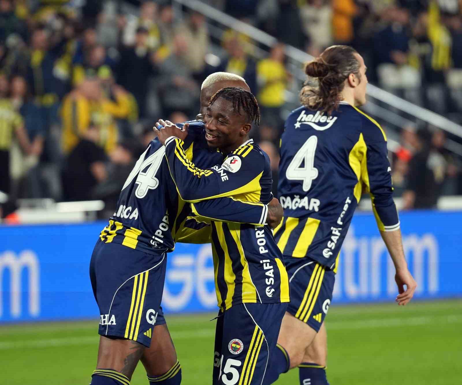 trendyol super lig fenerbahce 2 fatih karagumruk 0 ilk yari 15 hZvNMSqR