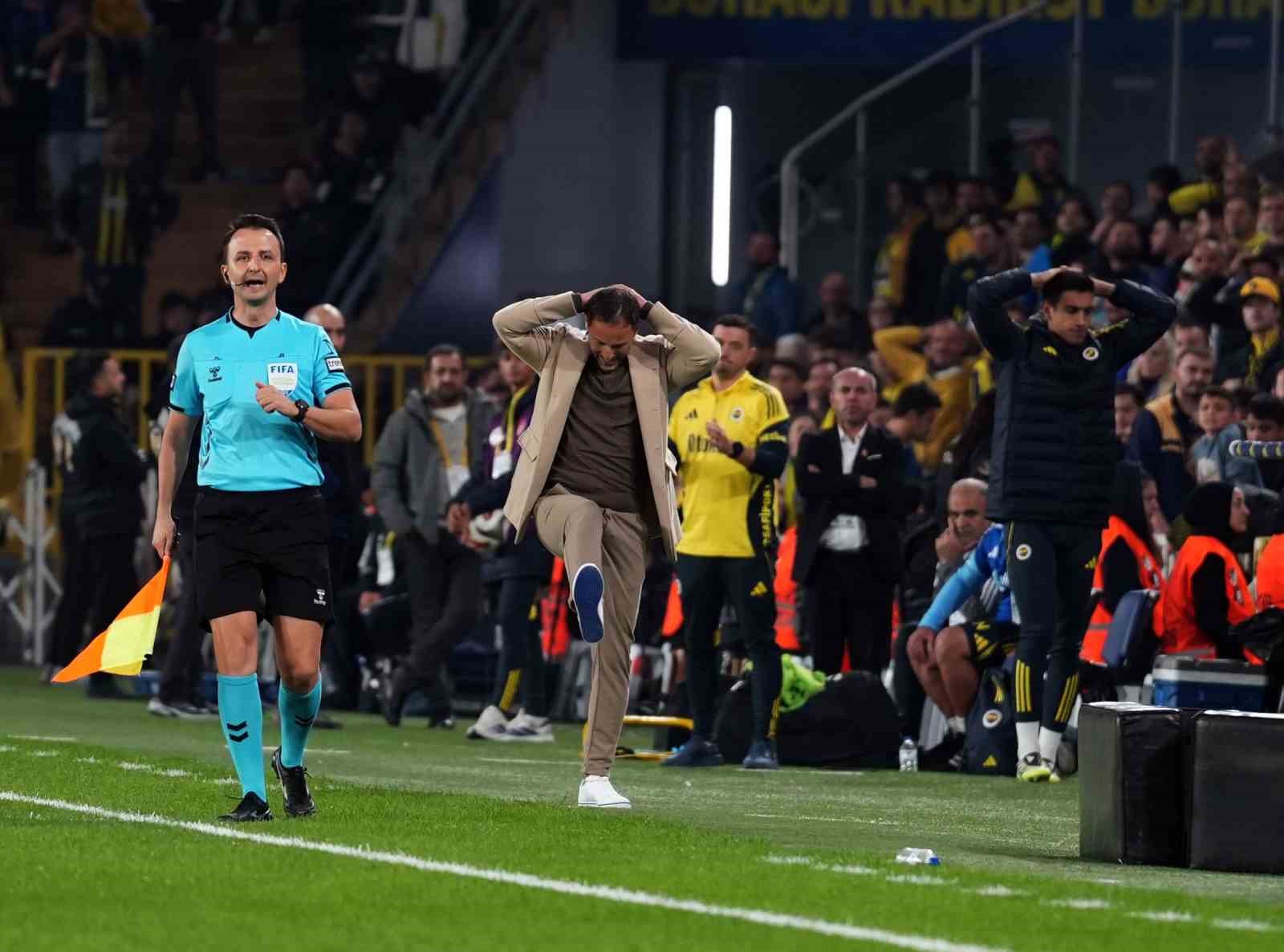 trendyol super lig fenerbahce 2 fatih karagumruk 0 ilk yari 17