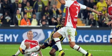 trendyol-super-lig-fenerbahce-2-fatih-karagumruk-0-ilk-yari-MEwnKt36.jpg