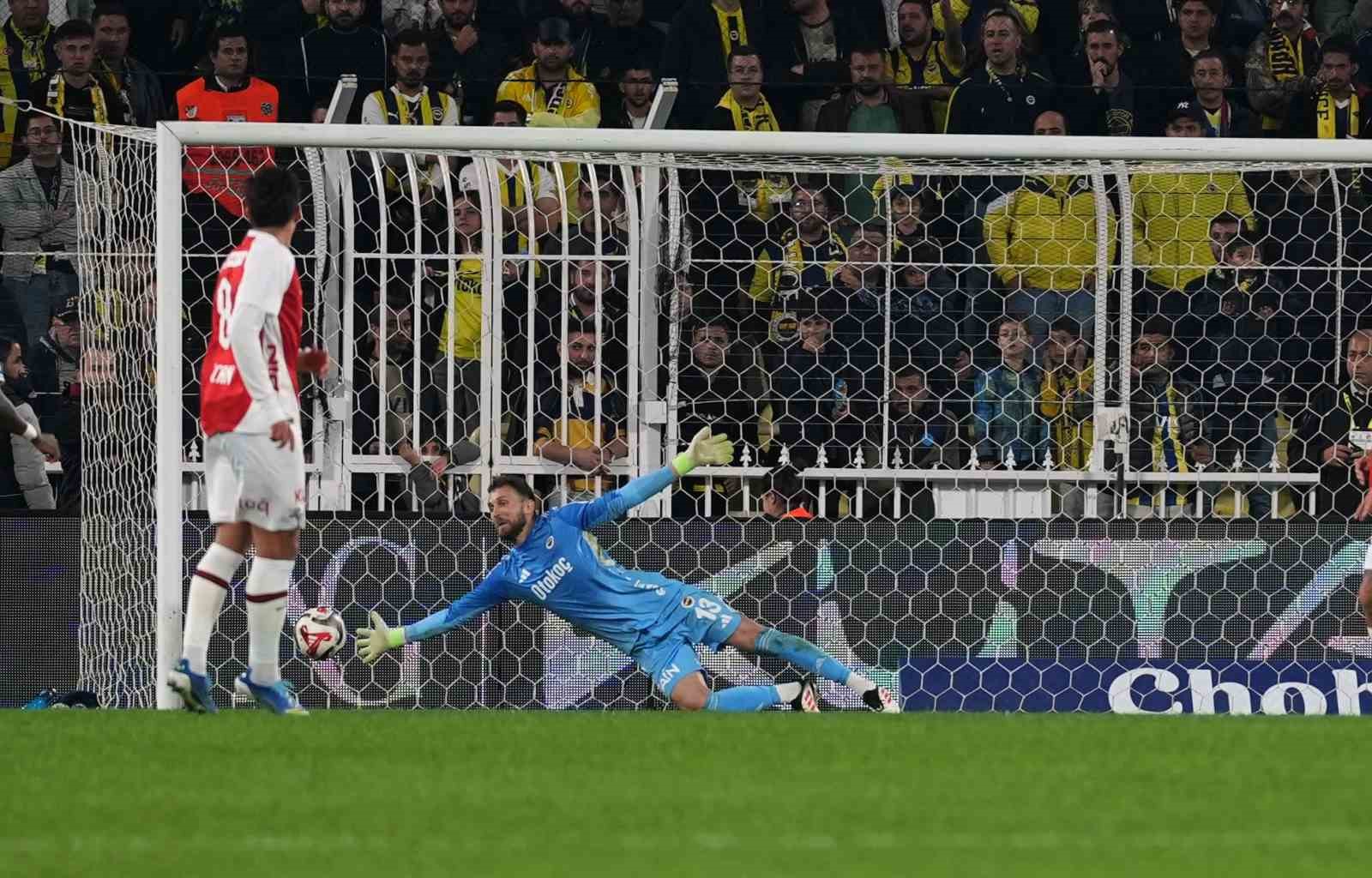 trendyol super lig fenerbahce 2 fatih karagumruk 1 mac sonucu 14 RYnF5cq2
