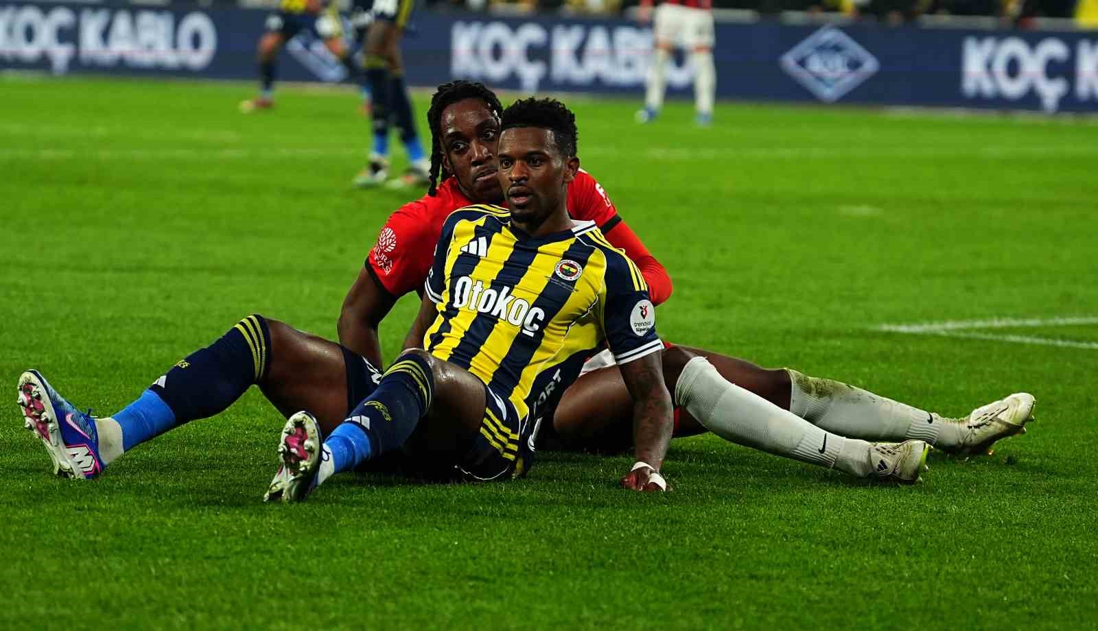 trendyol super lig fenerbahce 3 genclerbirligi 1 mac sonucu 19 lUpRsOCX