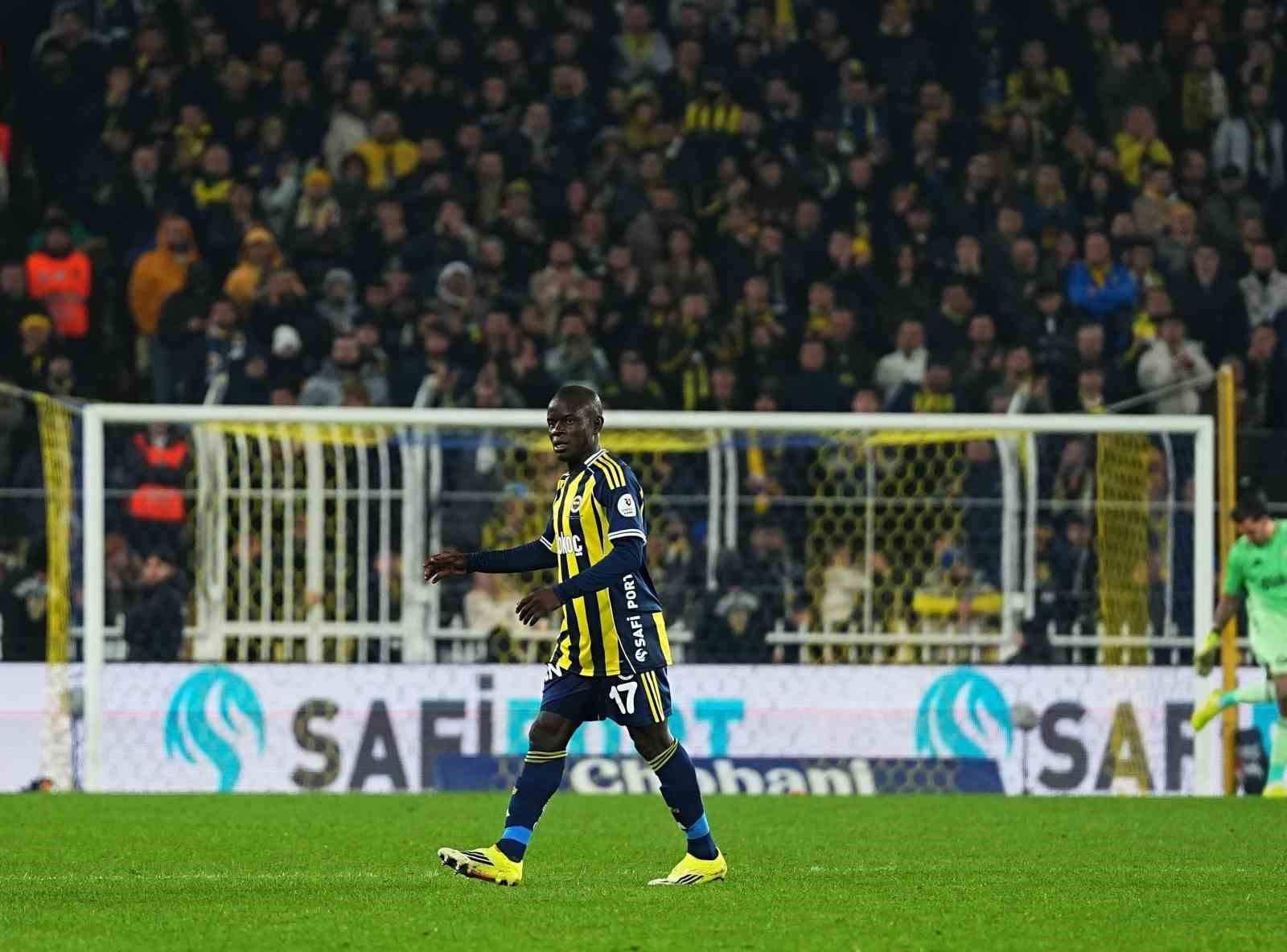 trendyol super lig fenerbahce 3 genclerbirligi 1 mac sonucu 3 GjIglE3y