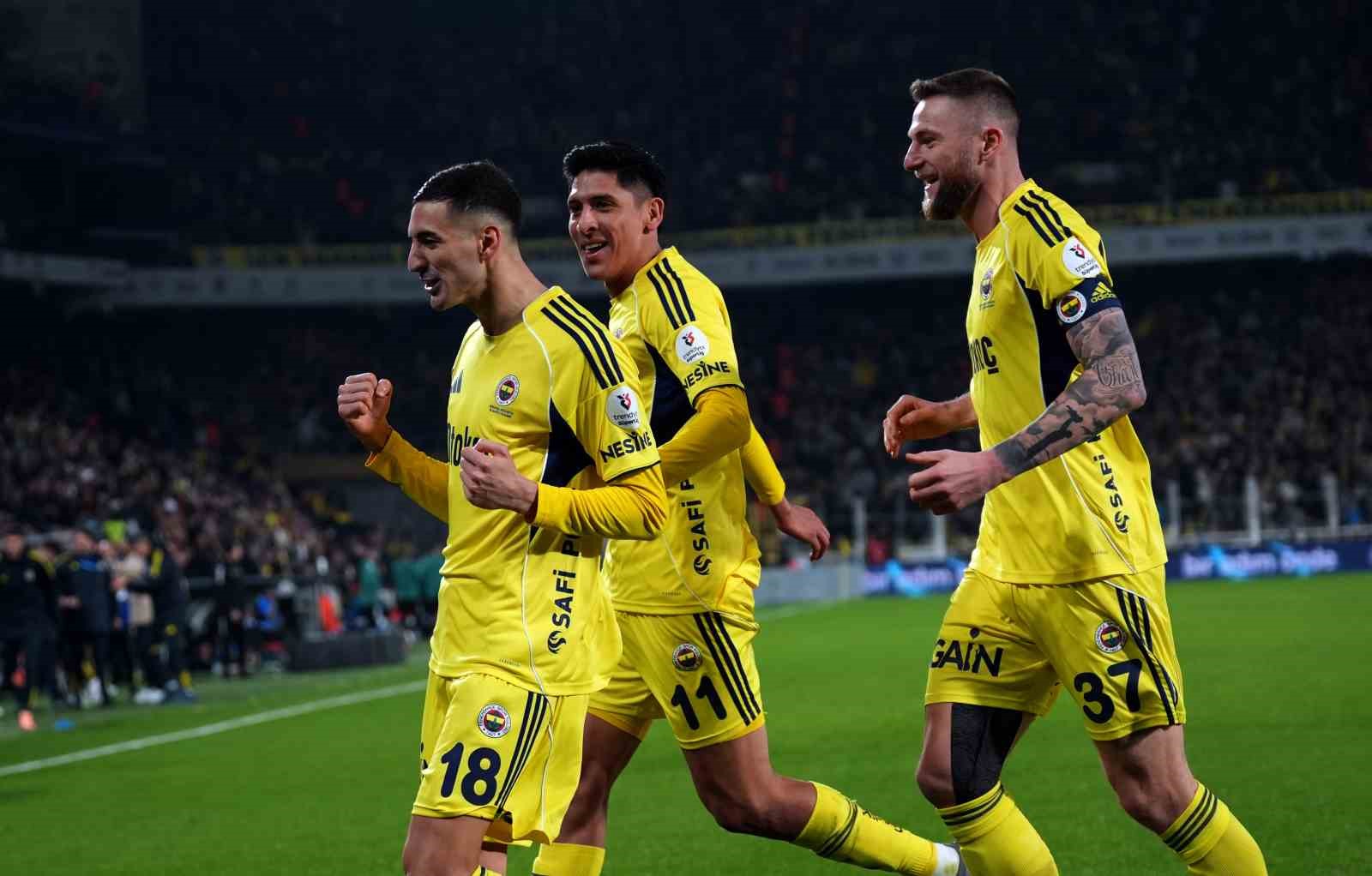 trendyol super lig fenerbahce 3 konyaspor 0 ilk yari 19 2KQb33lC