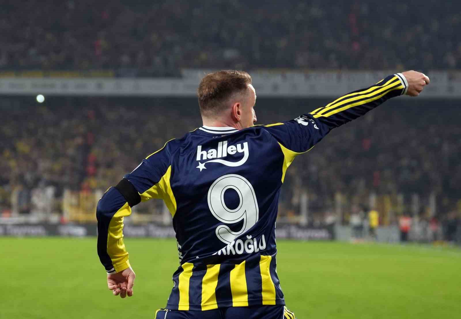 Trendyol Süper Lig: Fenerbahçe: 4 - Kayserispor: 2 (Maç sonucu) 25 trendyol super lig fenerbahce 4 kayserispor 2 mac sonucu 21 D114B422