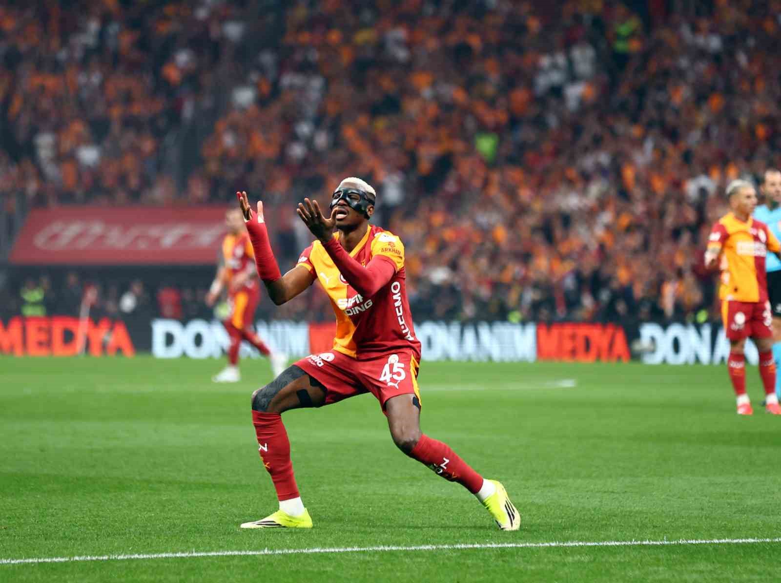trendyol super lig galatasaray 0 antalyaspor 0 mac devam ediyor 26 me9FdcUe