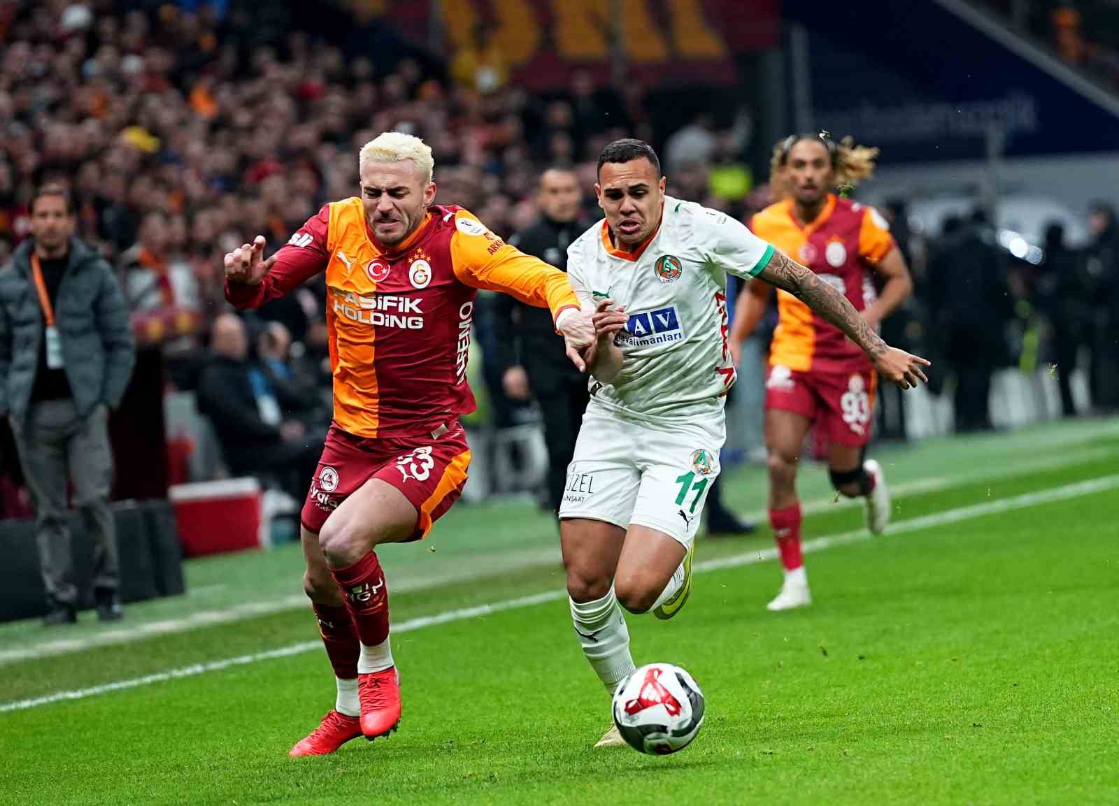 trendyol super lig galatasaray 0 corendon alanyaspor 0 mac devam ediyor 27 DlBzANdI