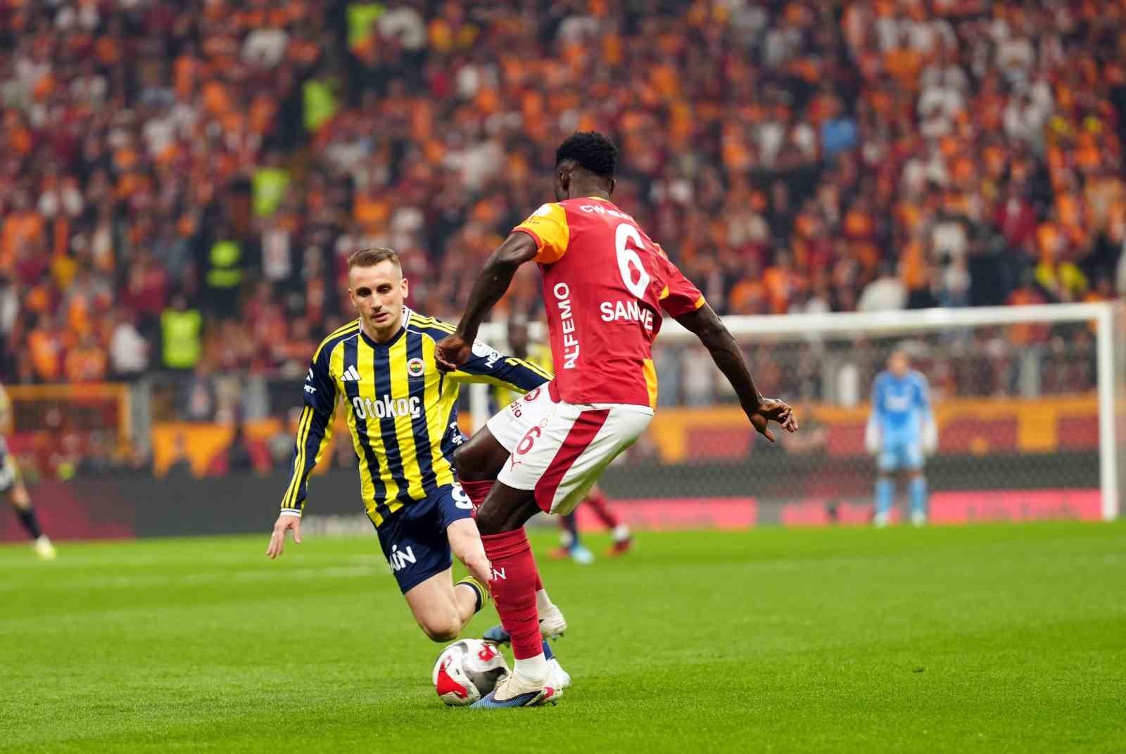 trendyol super lig galatasaray 0 fenerbahce 0 mac devam ediyor 36 qHtiSYLY