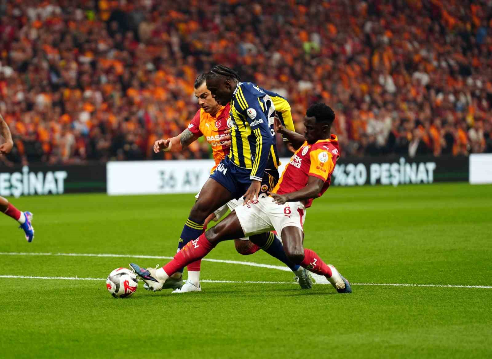 trendyol super lig galatasaray 0 fenerbahce 0 mac devam ediyor 37 PkYRlj2D
