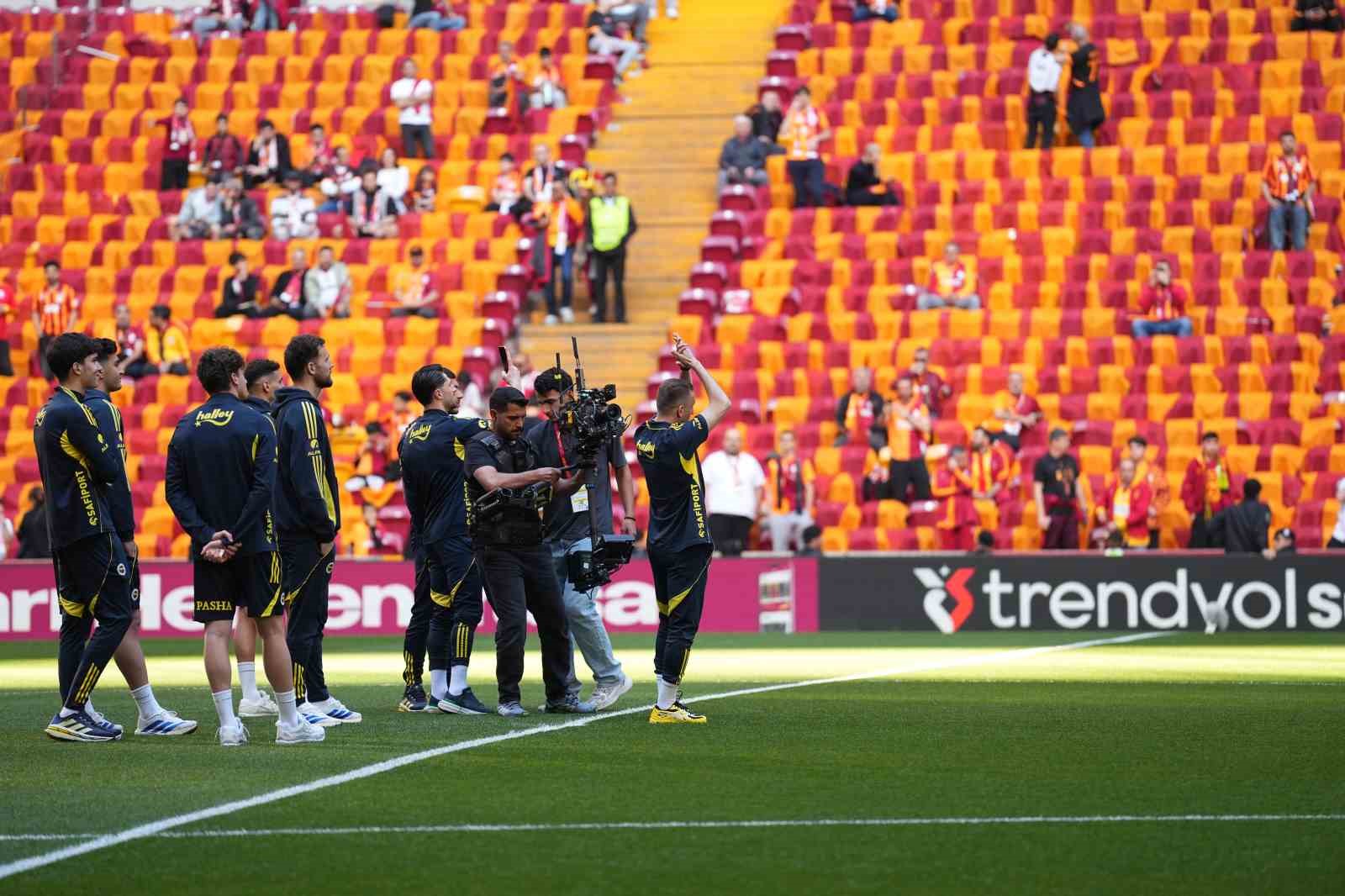 trendyol super lig galatasaray 0 fenerbahce 0 mac devam ediyor 6 FwpiKe7q