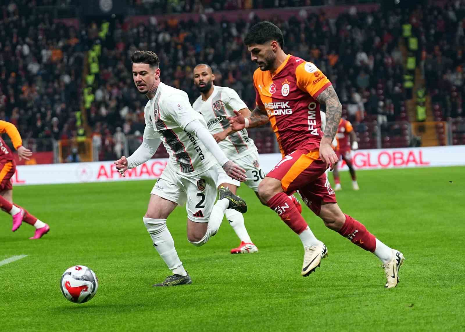 trendyol super lig galatasaray 0 gaziantep fk 0 mac devam ediyor 19 HJqqs3ND