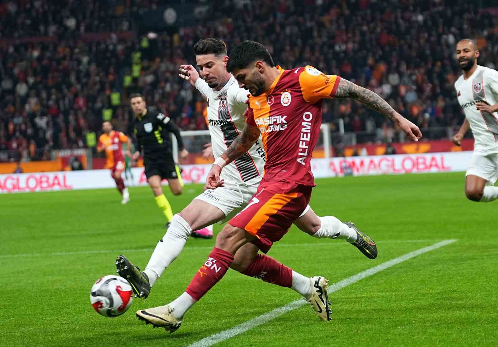 trendyol super lig galatasaray 0 gaziantep fk 0 mac devam ediyor 20 SWqvUCJb
