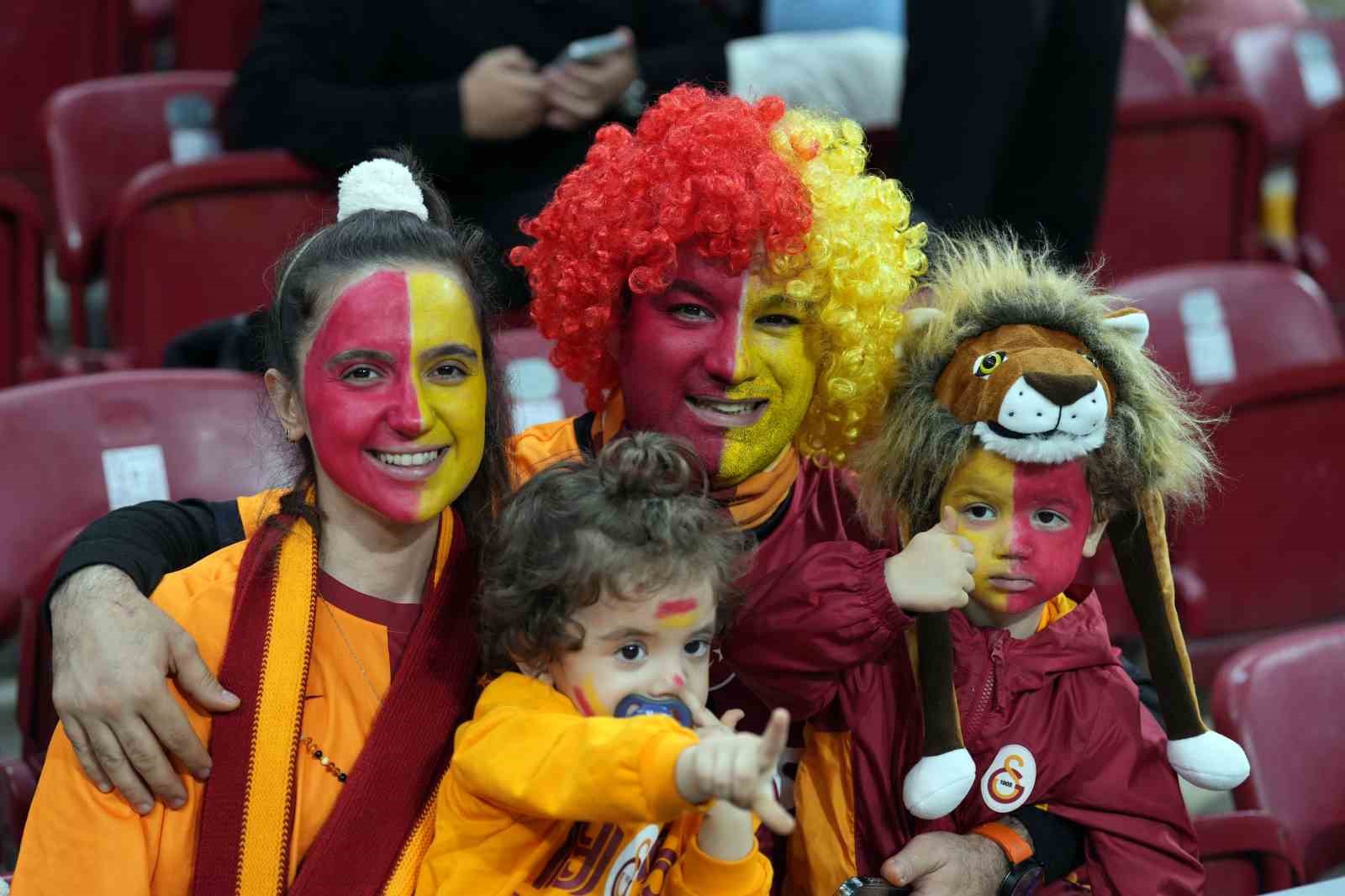 trendyol super lig galatasaray 0 genclerbirligi 0 mac devam ediyor 22 hRt657Aw
