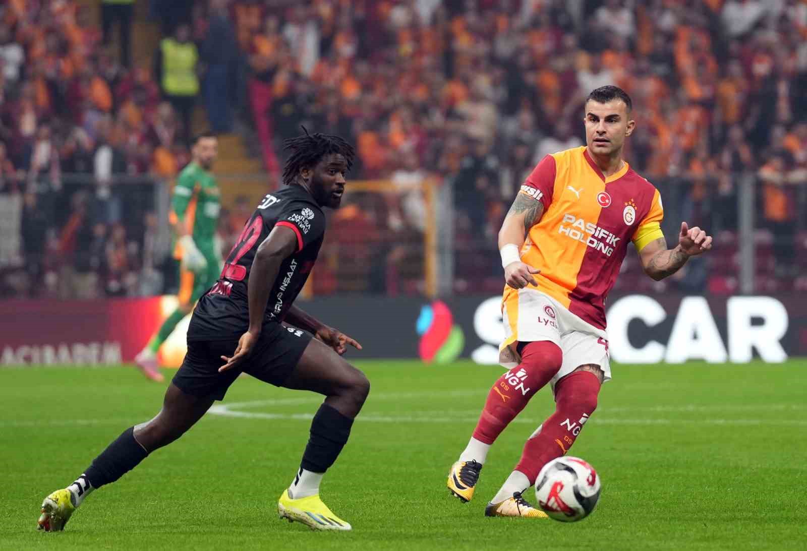 trendyol super lig galatasaray 0 genclerbirligi 0 mac devam ediyor 24 T8t4l9fW